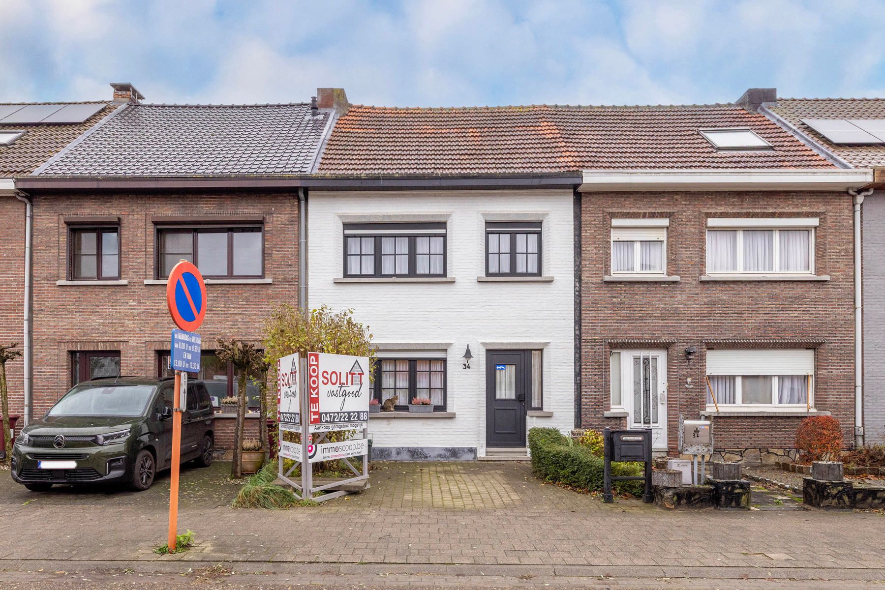 Ruime woning met mogelijkheid tot aankoop garagebox(en) foto {{pictureIndex}}