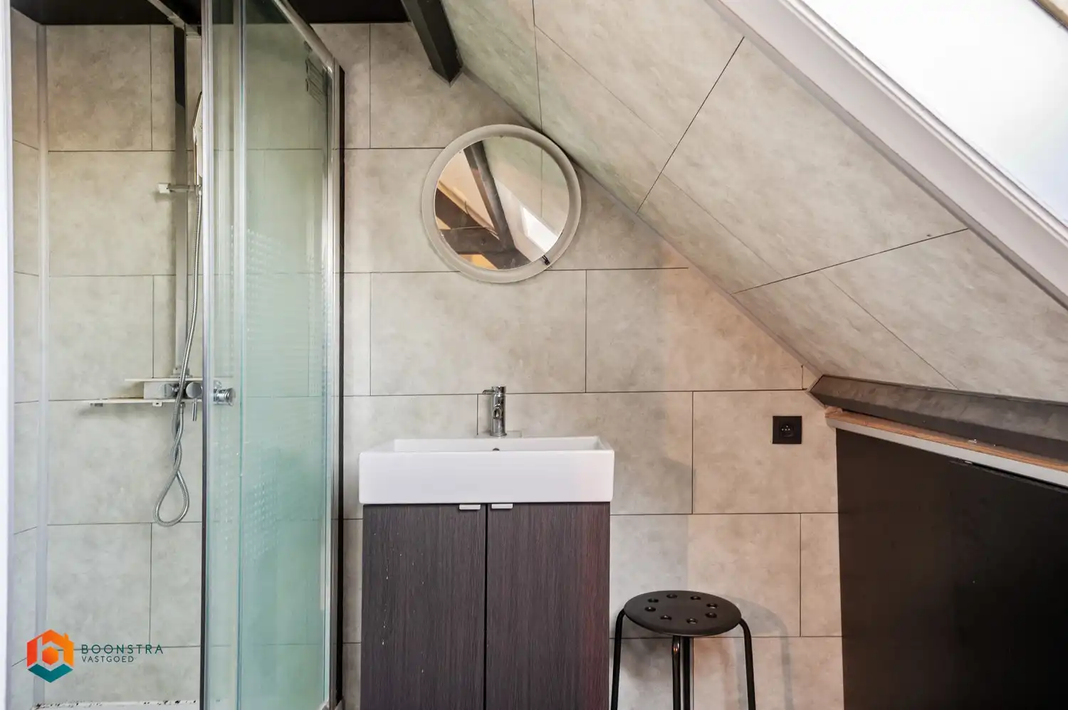 Authentieke woning met 4 slpkrs, loft en magazijn te O-L-V-Waver foto 24