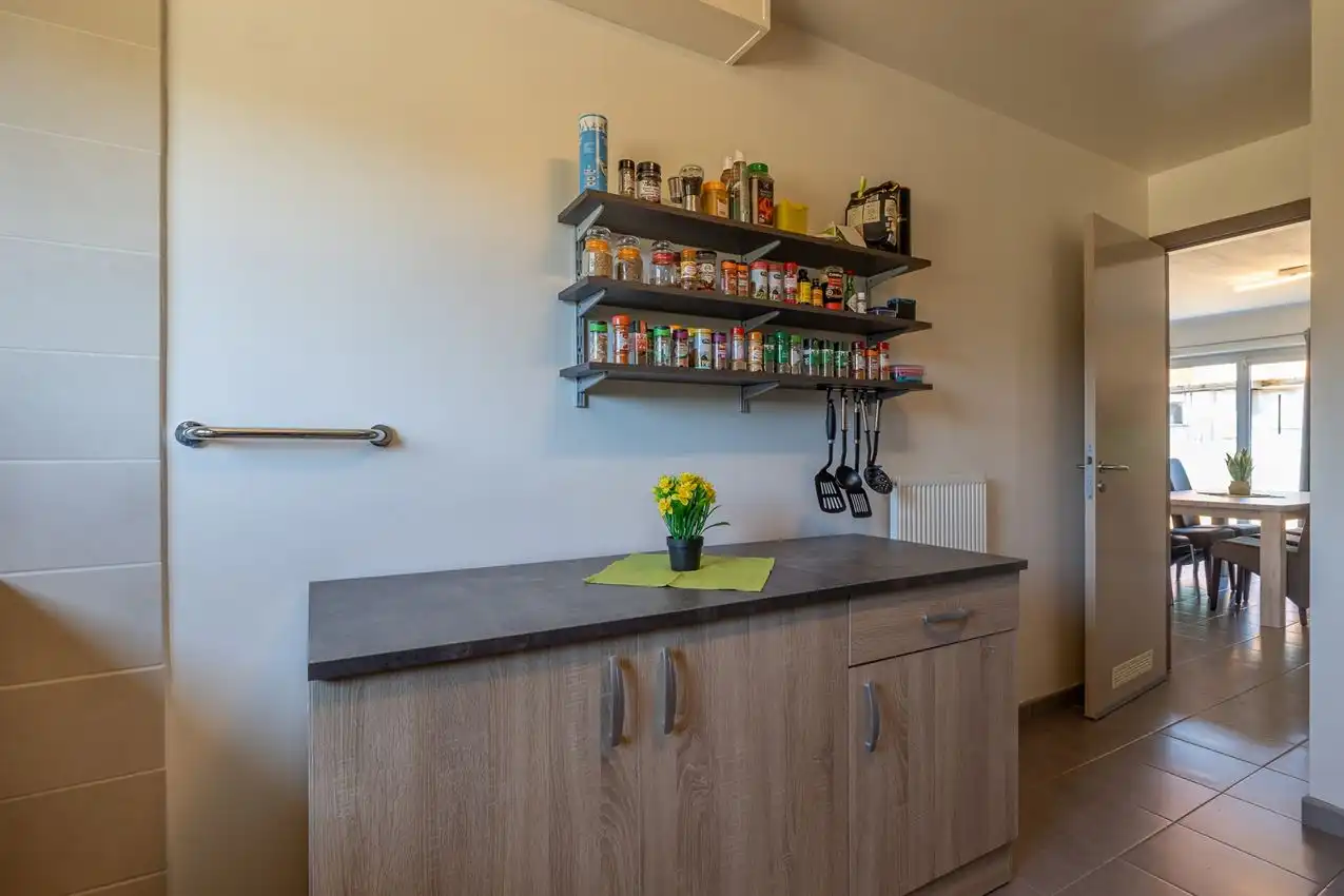 Recente gezinswoning 4 slk in doodlopende straat foto 9