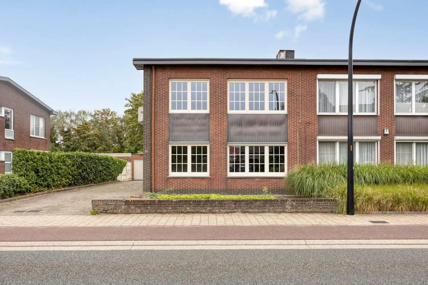 HOB kangoeroewoning met 2 APP. en 2 garages op 372m2. foto 2
