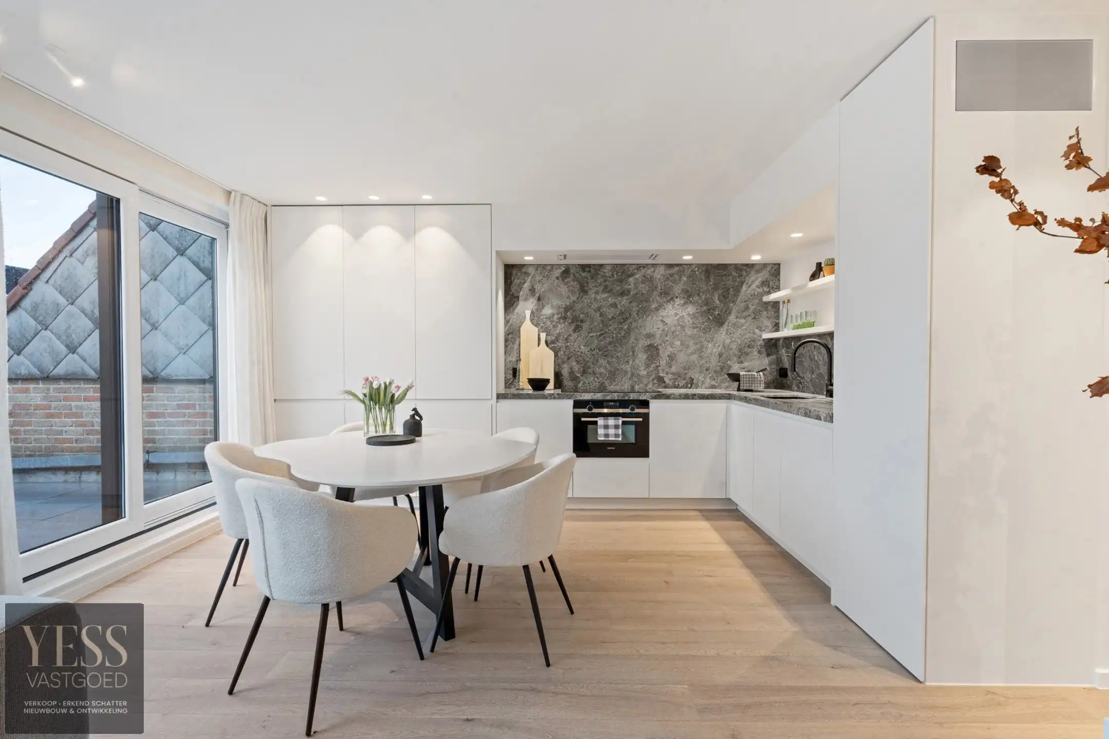 Prachtige penthouse, zijdelings zeezicht & 2 ruime terrassen foto 4