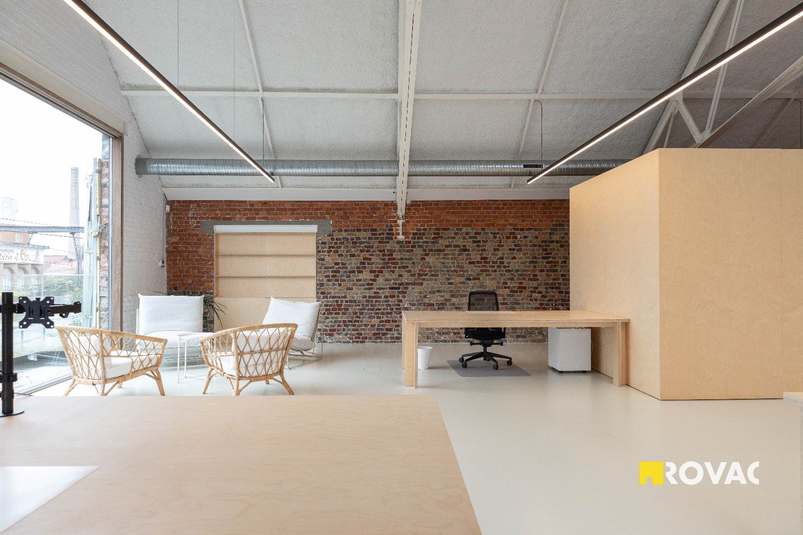 Stijlvolle en instapklare kantoorruimtes met binnentuin in centrum Izegem foto 23