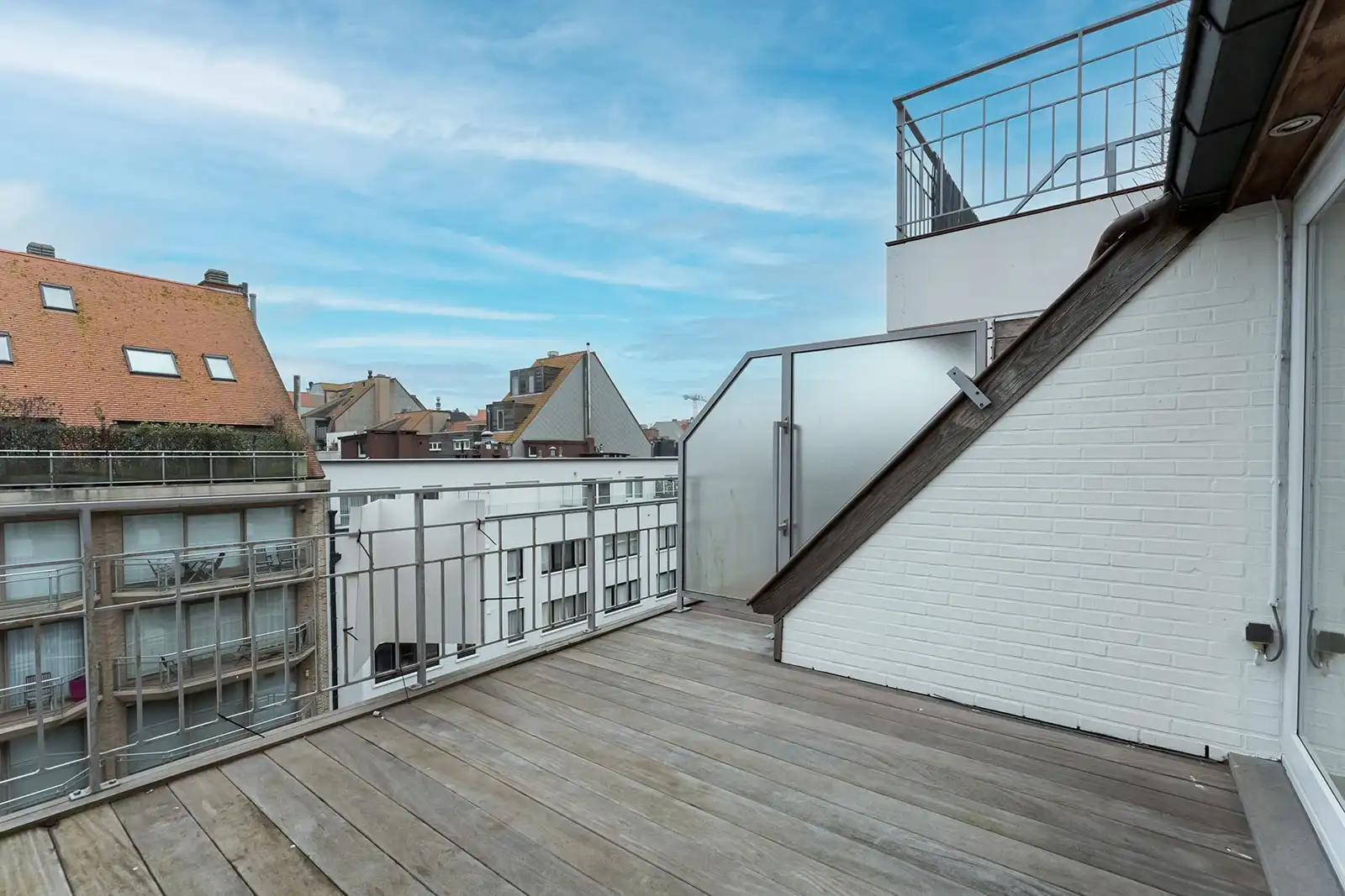Appartement met 3 slaapkamers in centrum Knokke op 350 meter van zee. foto 2