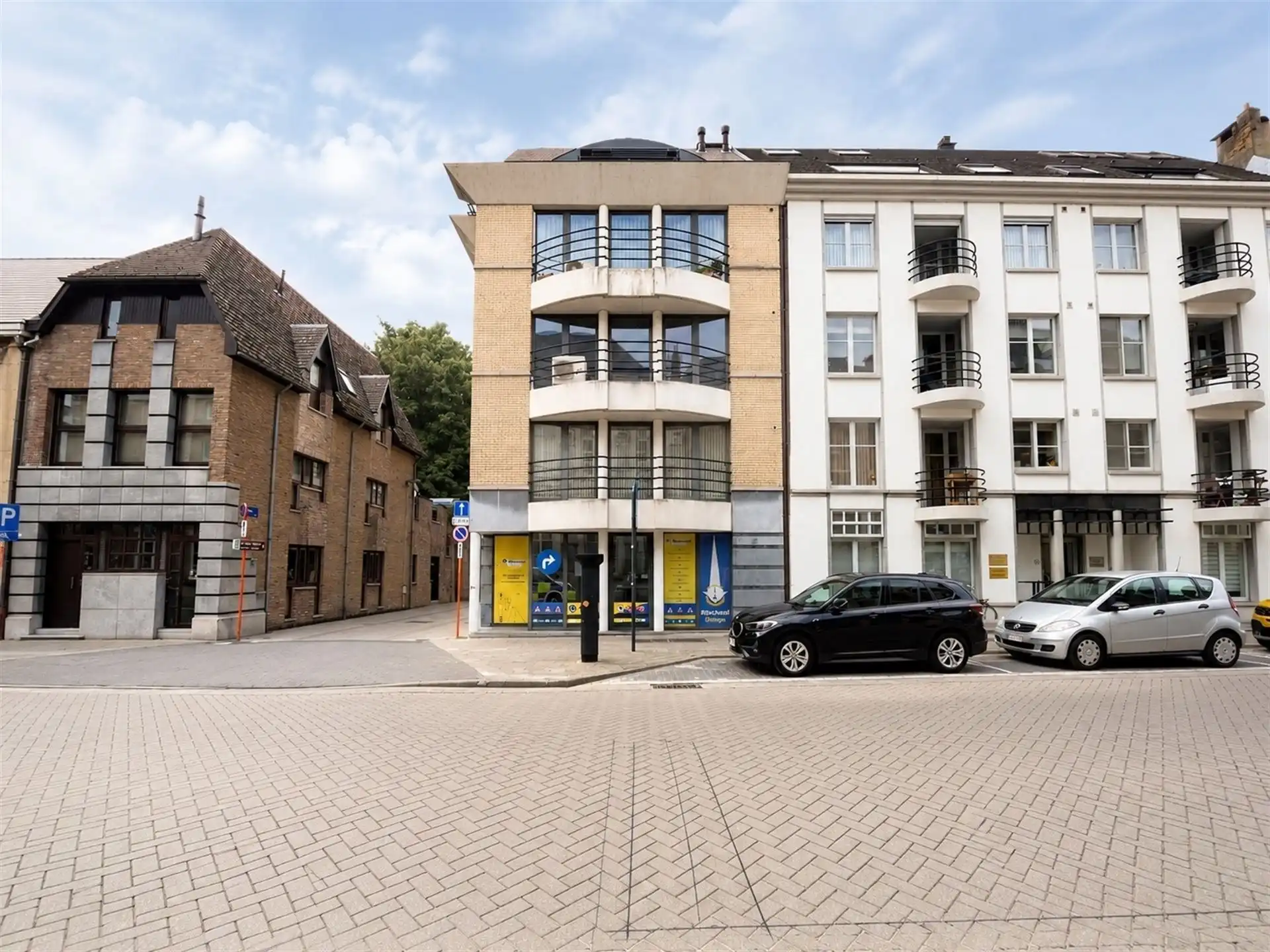 Ruim app. met 2 slpks, terras en garage in hartje Mechelen foto 11