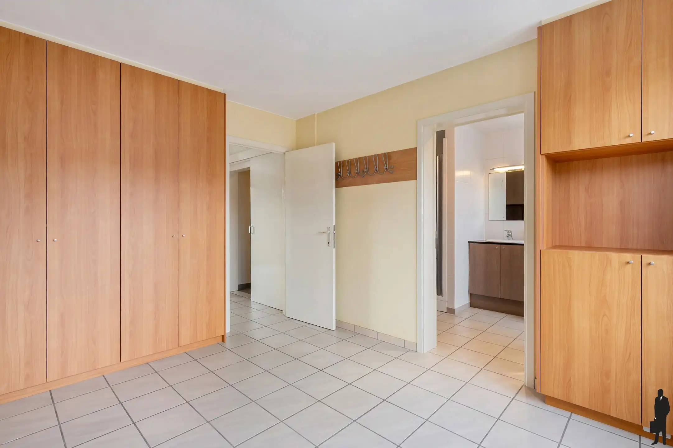 Zeer verzorgde gezinswoning, gelegen in een rustige straat toch zeer centraal nabij scholen/winkels/invalswegen/etc!&nbsp; foto 12