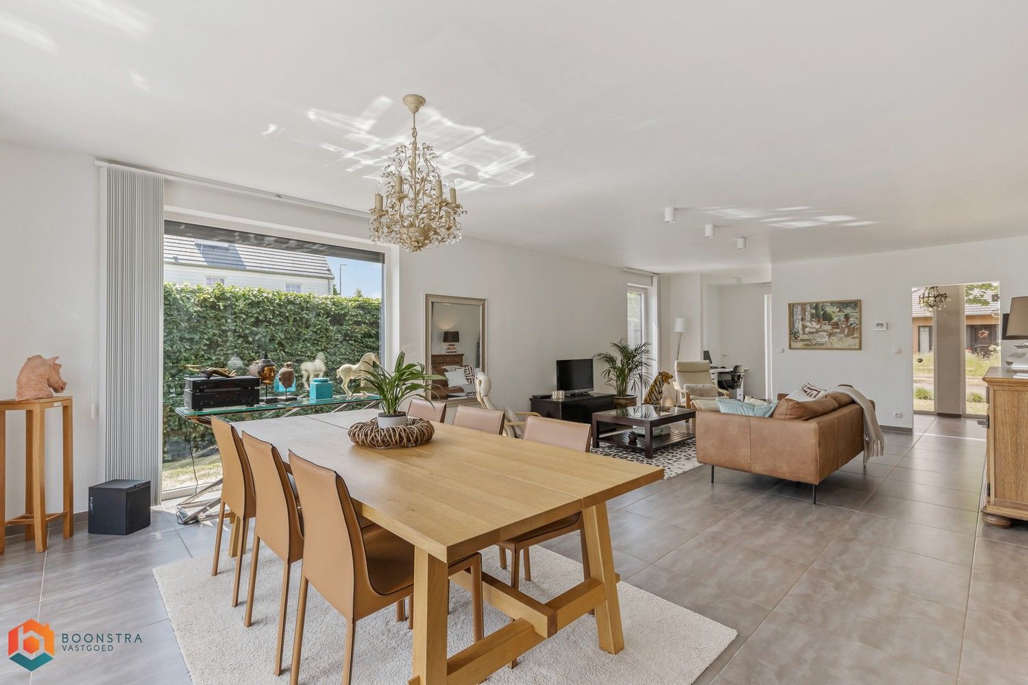 Recente energiezuinige woning met 3 slpkrs foto 5