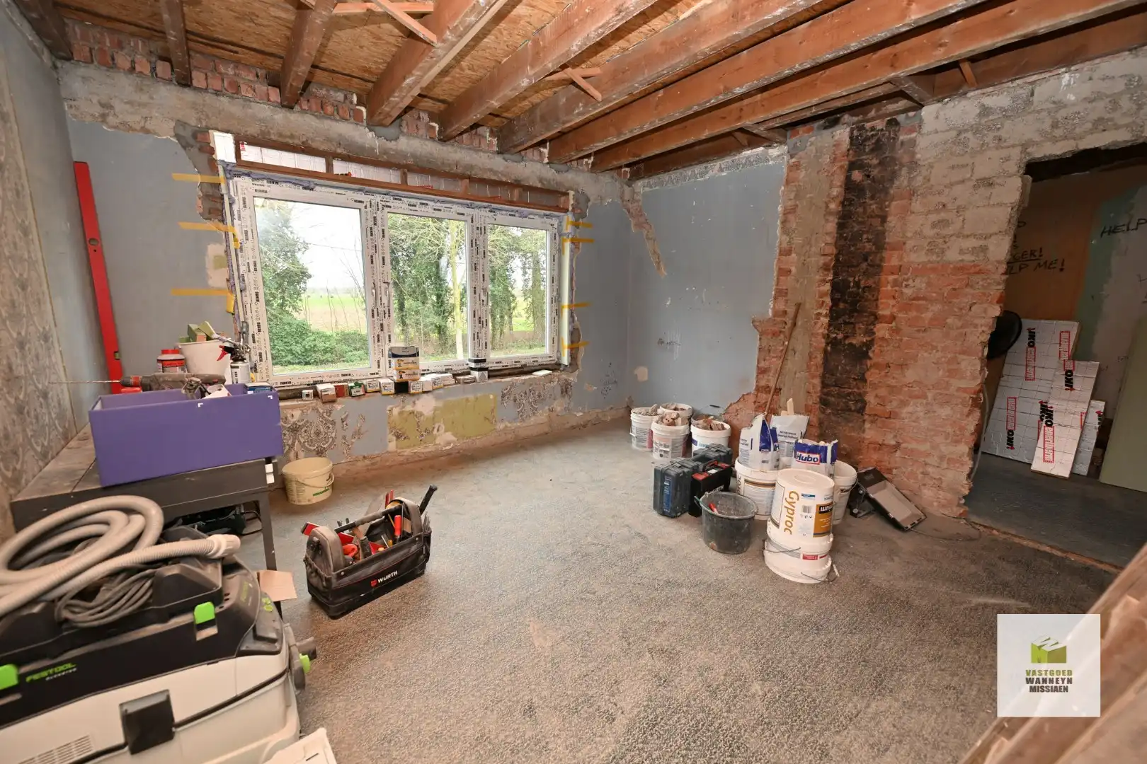 Halfopen bebouwing met 4 slaapkamers en bijgebouw op 991m2 foto 10