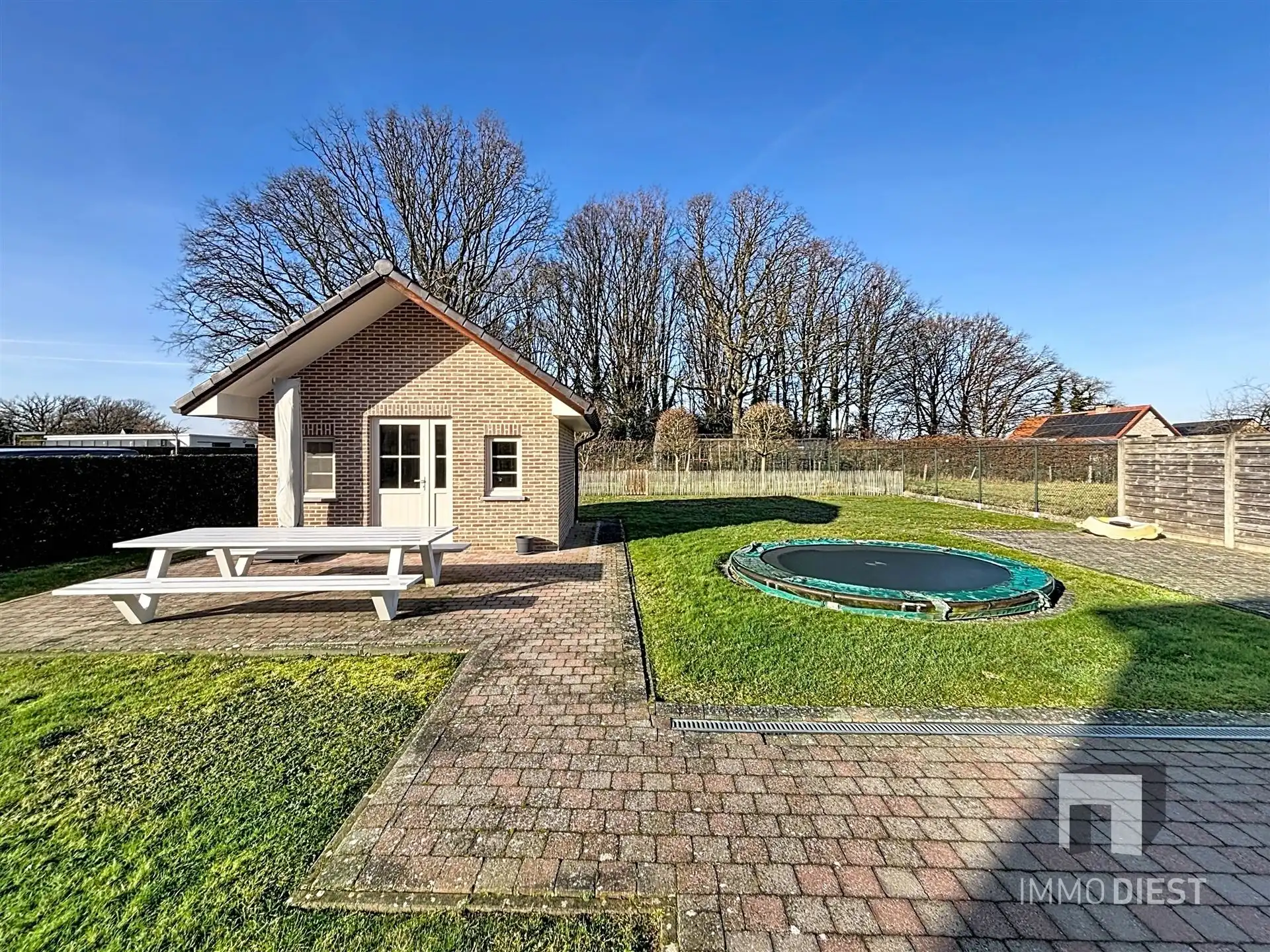 Klasse villa met moderne inrichting in Paal foto 4