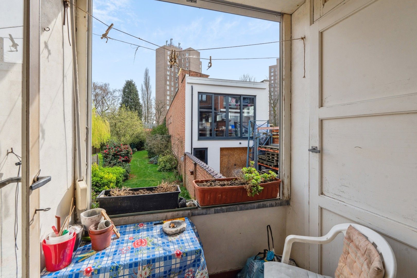 Opbrengsteigendom met tuin en 2 appartementen te koop foto 21