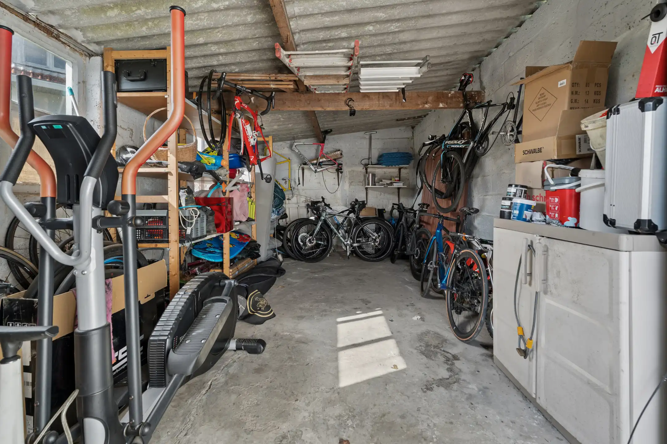 gerenoveerde woning met 3 slaapkamers, garage en tuin foto 24
