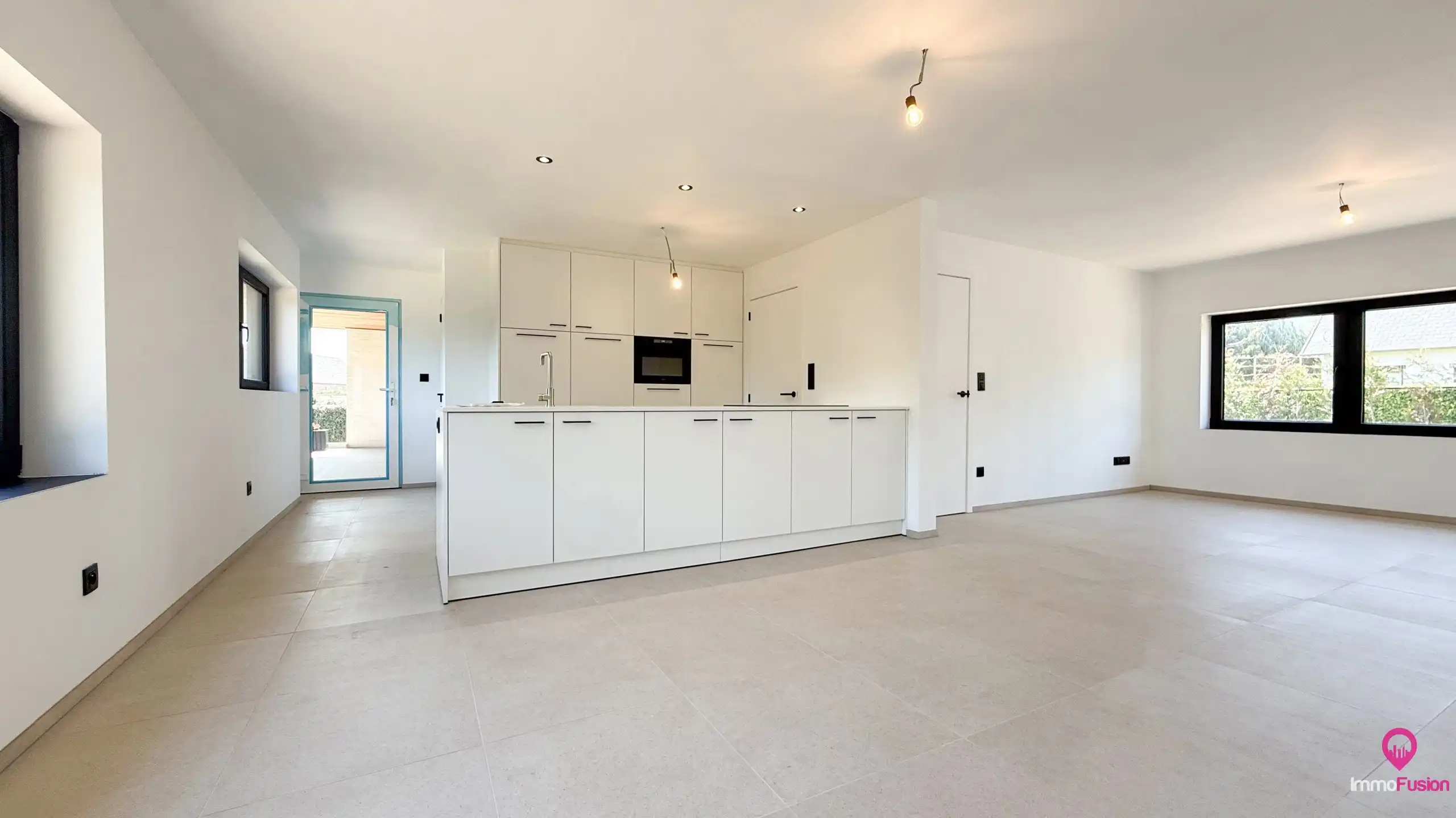 Totaalgerenoveerde, instapklare woning met 3 slpks te Zolder foto 7