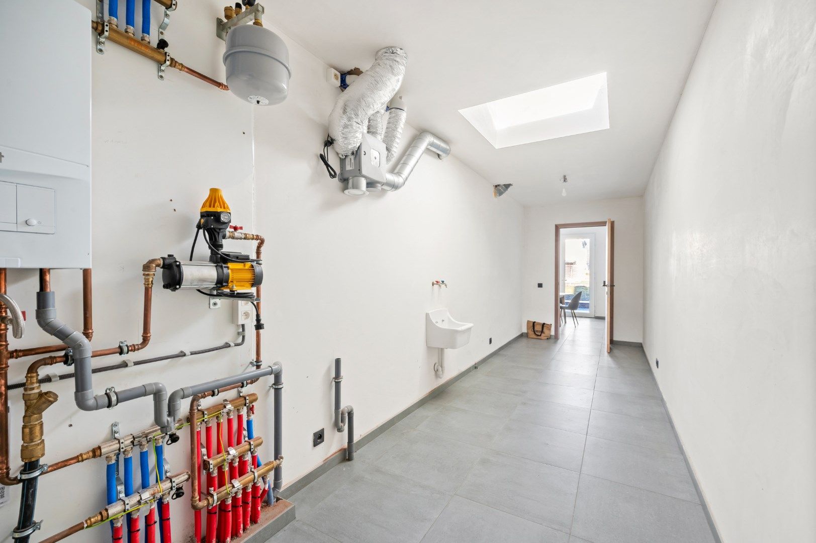 RECENT GERENOVEERDE WONING (2024) MET 3 SLPKS, RUIME TUIN EN MOGELIJKHEID DUBBELE GARAGE foto 18