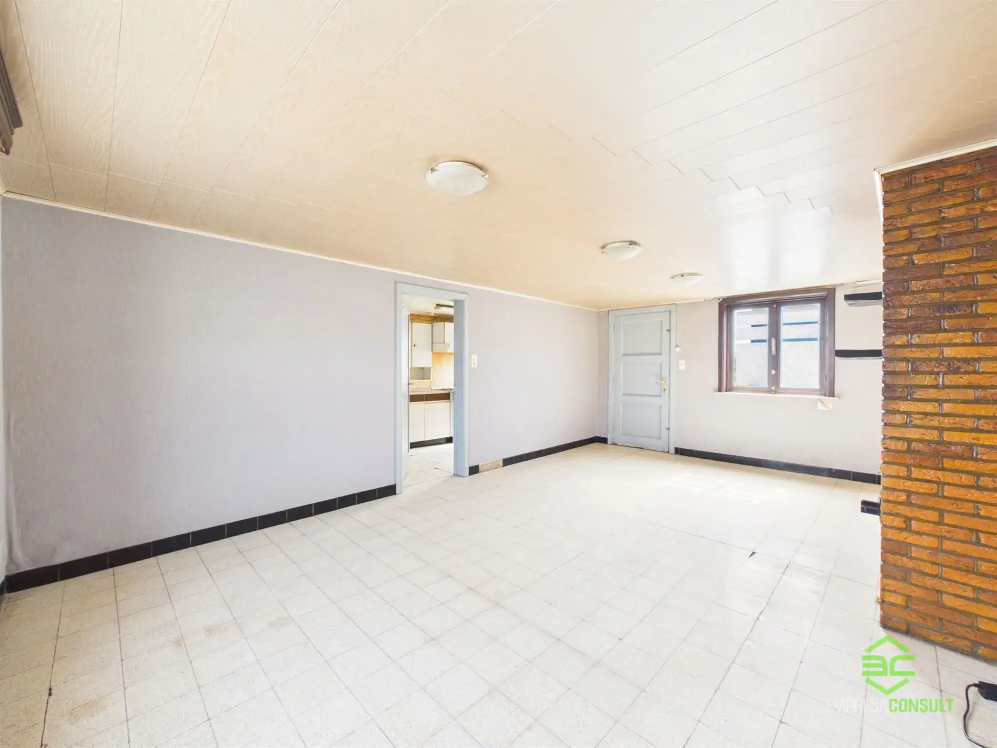 Te renoveren rustig gelegen woning op 20a 8ca! foto 9