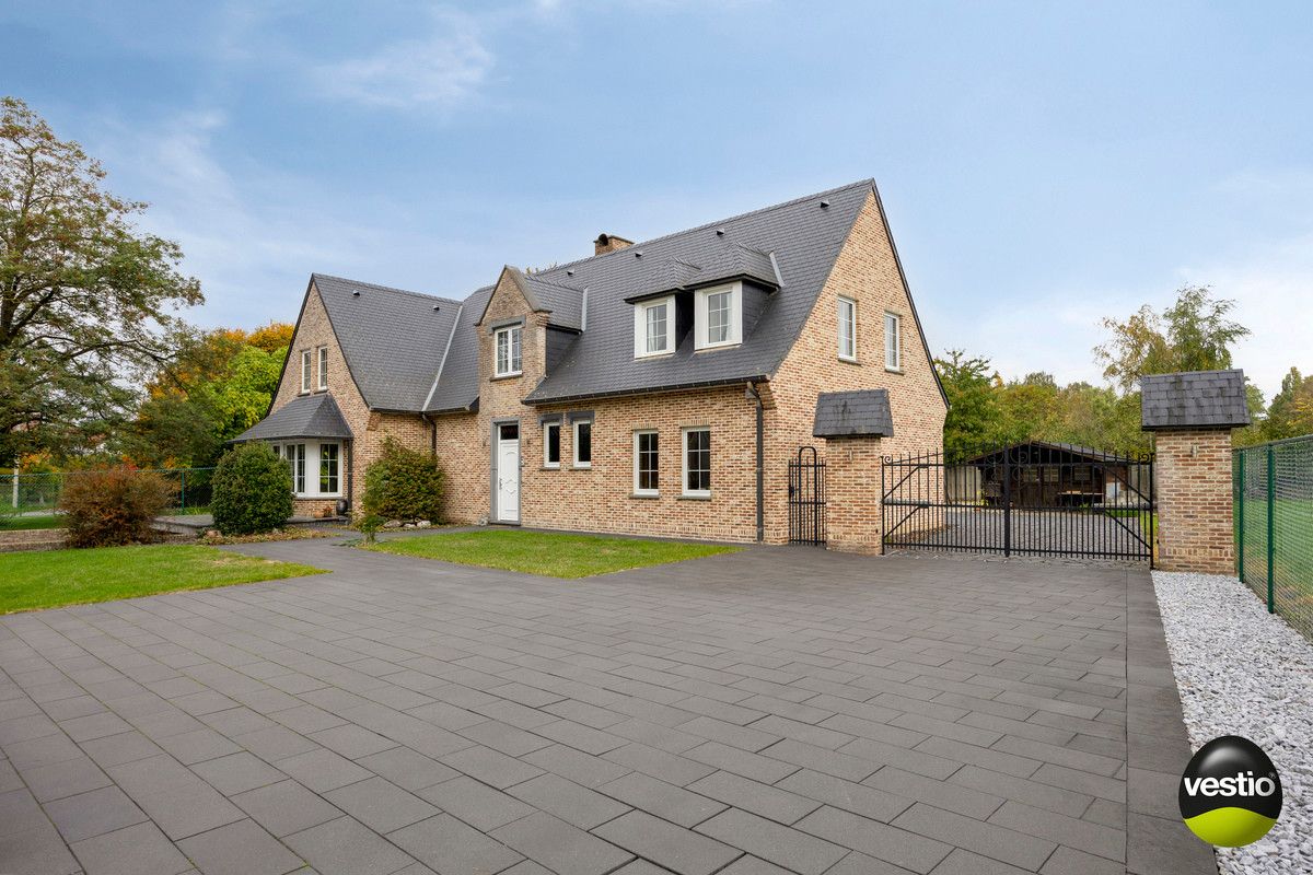 RUSTIG GELEGEN RUIME VILLA MET 5 SLK OP RIANT PERCEEL VAN 18A61CA IN STADSRAND TONGEREN. foto 56