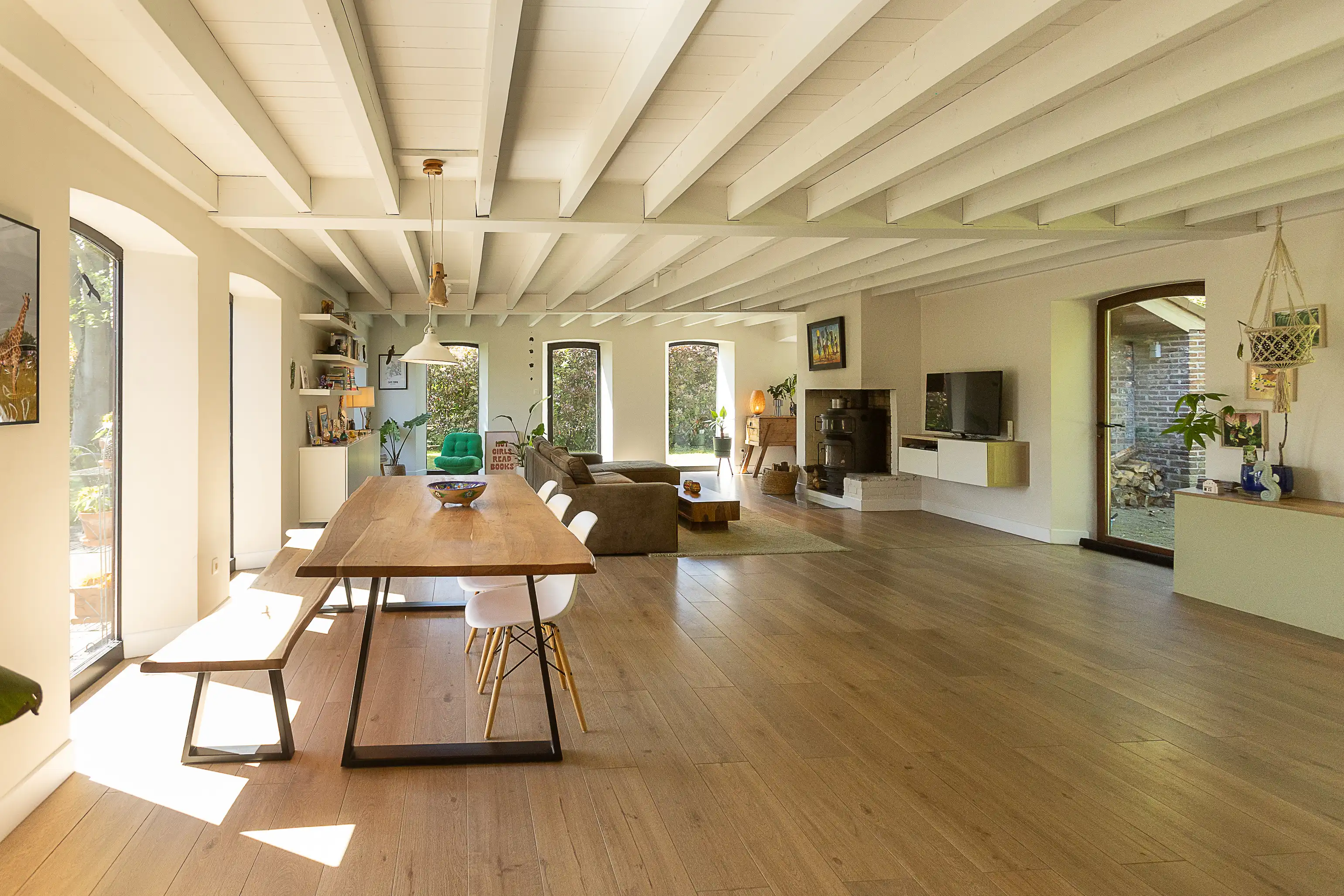 Exclusief wonen - karaktervolle villa op 3.296 m² groen foto 4