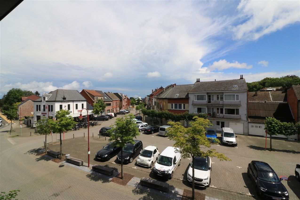 duplex met 3 slpk., terras en garage foto 17