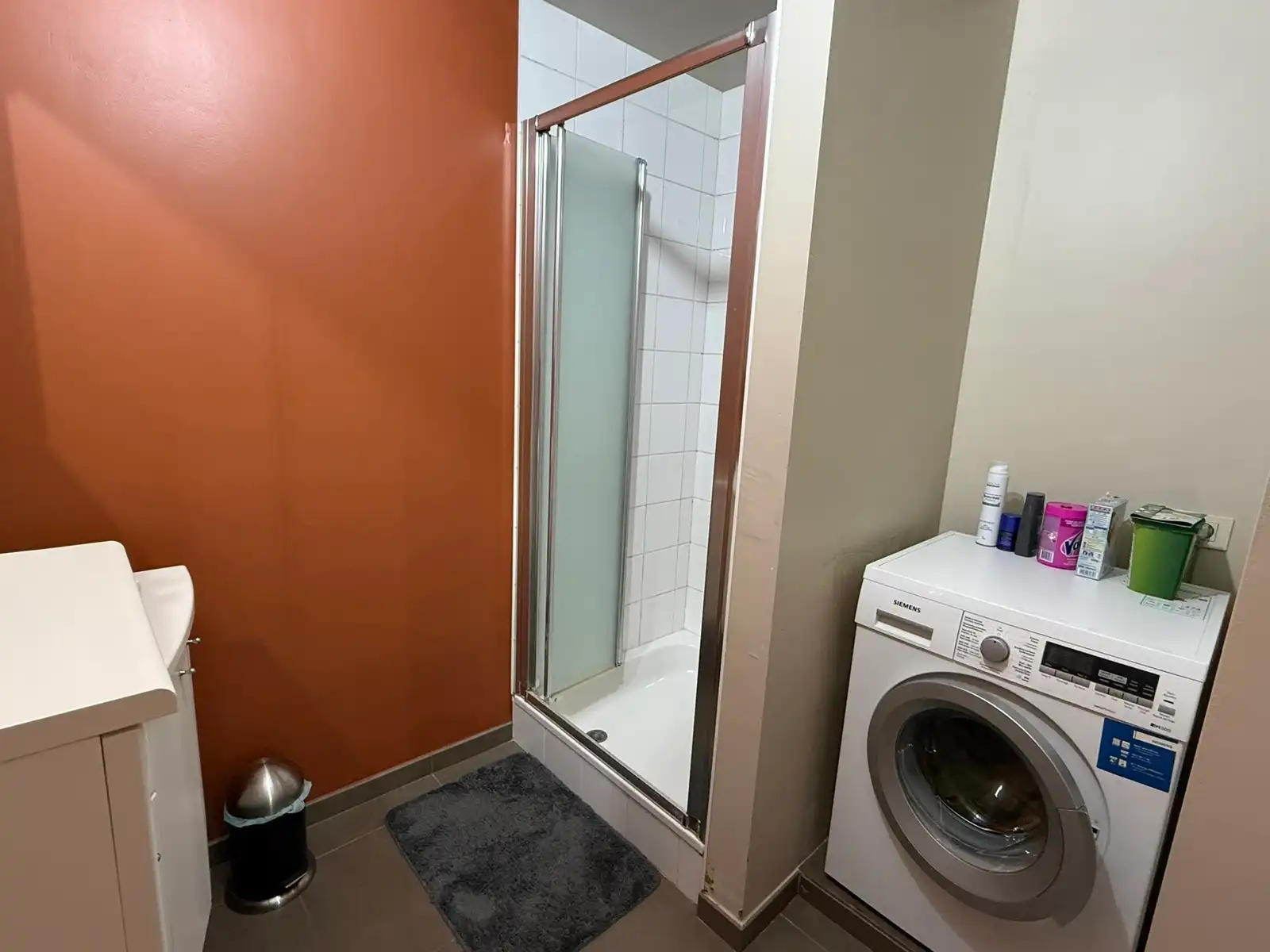Appartement op de tweede verdieping in het centrum van Tielt.  foto 9