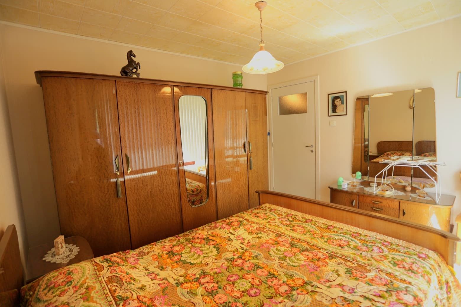 Halfopen gezinswoning met potentieel te Bosblook Genk foto 15