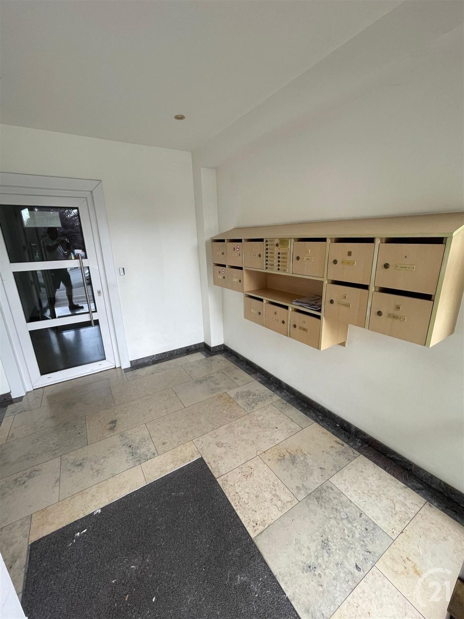 recente opbrengsteigendom in mooiste wijk van Molenbeek. foto 2