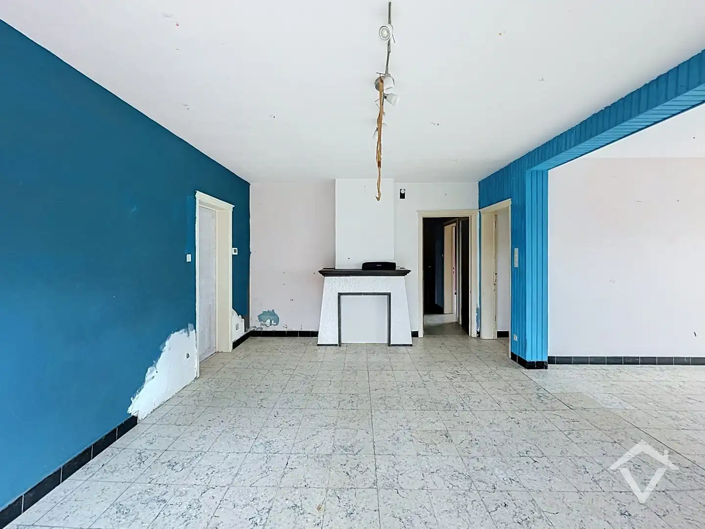 Ruime gezinswoning op perceel van 1126 m²  - tal van mogelijkheden! foto 8