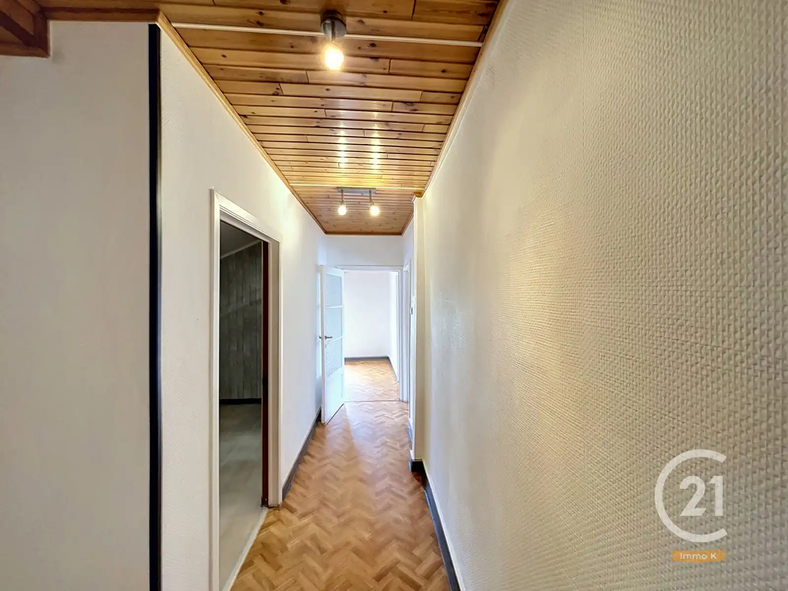 Te renoveren woning met werkplaats en vele mogelijkheden foto 16