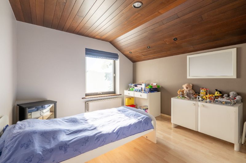 Stijlvolle villa met winkelruimte, parking, loods en handelsfonds op toplocatie foto 6