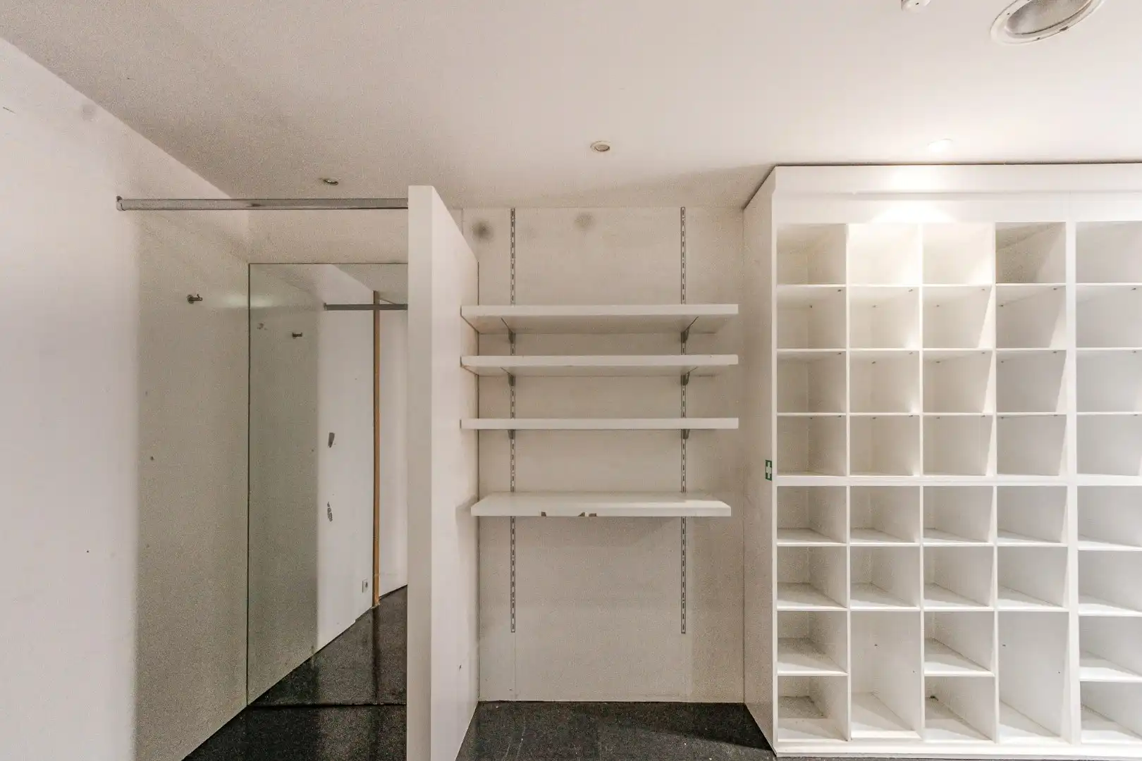 Lippenslaan 317 Handelspand te huur 113 m² foto 9