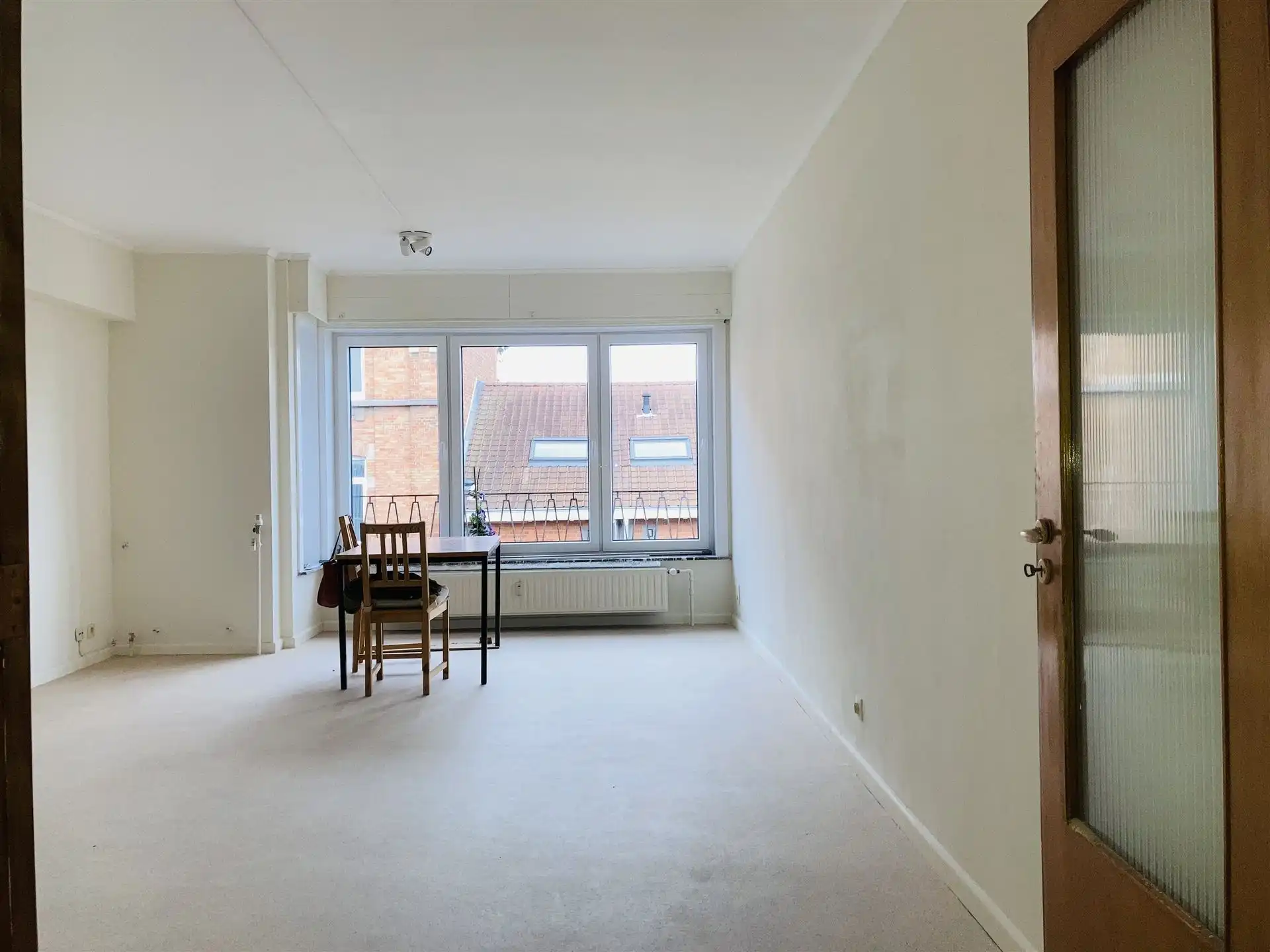 1SK gerenoveerd apartement met balcons - Schaerbeek  foto 3