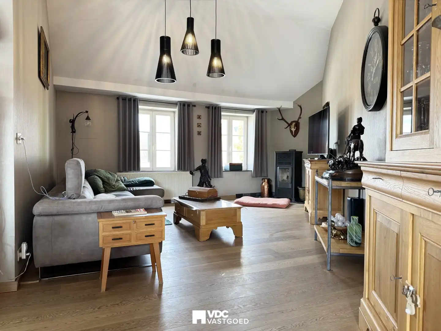 Uniek pand met tal van mogelijkheden! foto 2