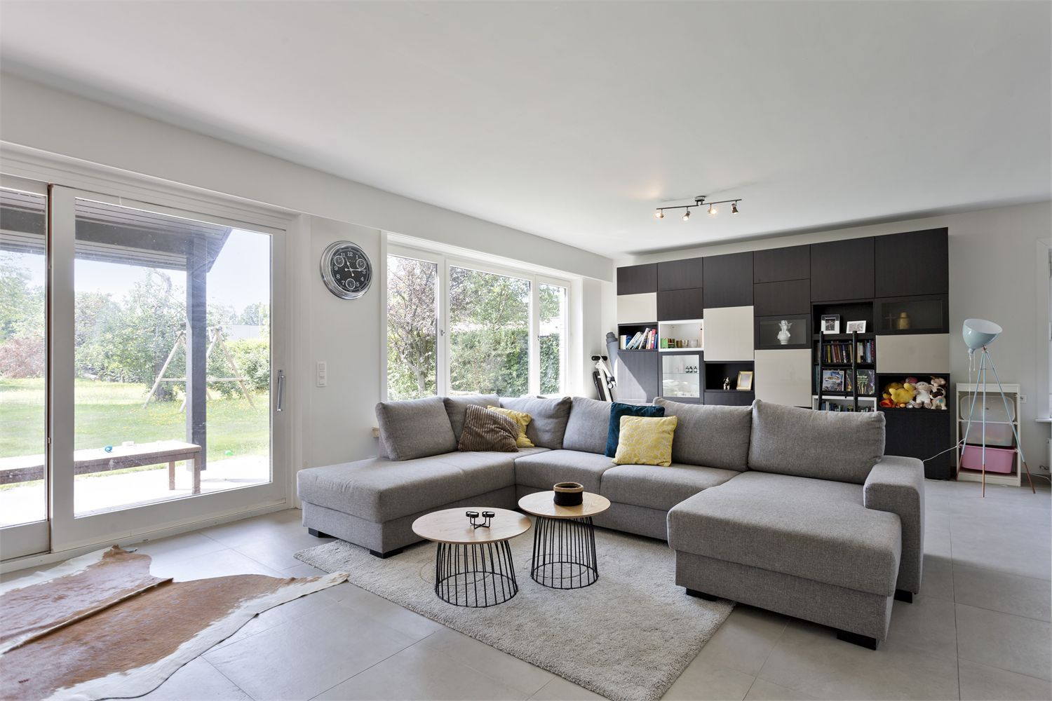 Lichtrijke villa met riante tuin foto 3