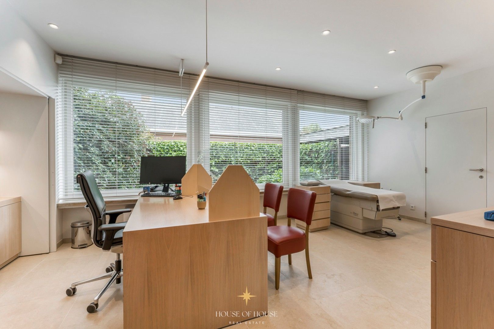 Exclusieve villa met privépraktijken in Sint-Andries foto 15