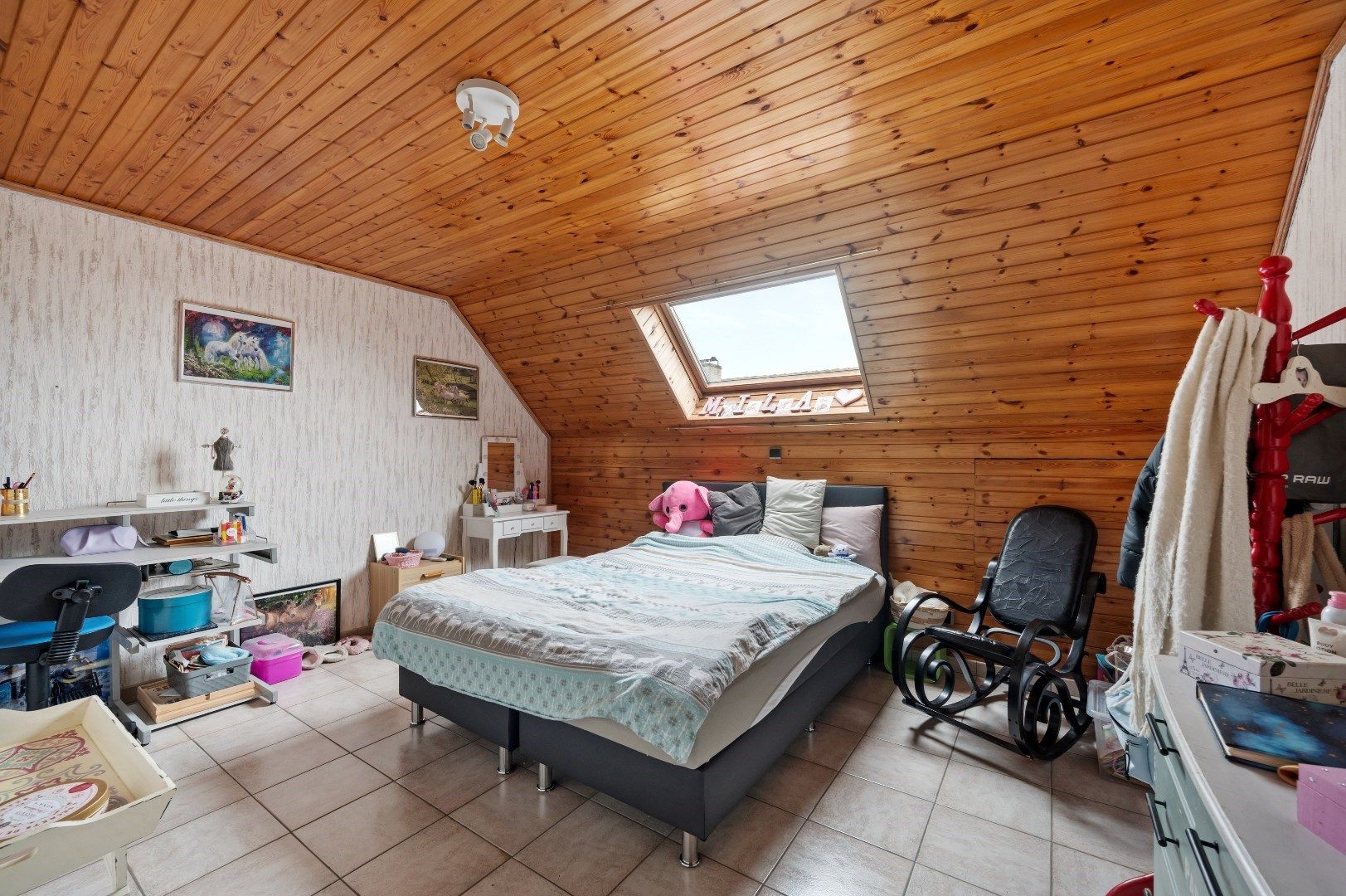  ALLEENSTAANDE VILLA MET 5/6 SLAAPKAMERS, DUBBELE GARAGE EN TUIN  foto 19