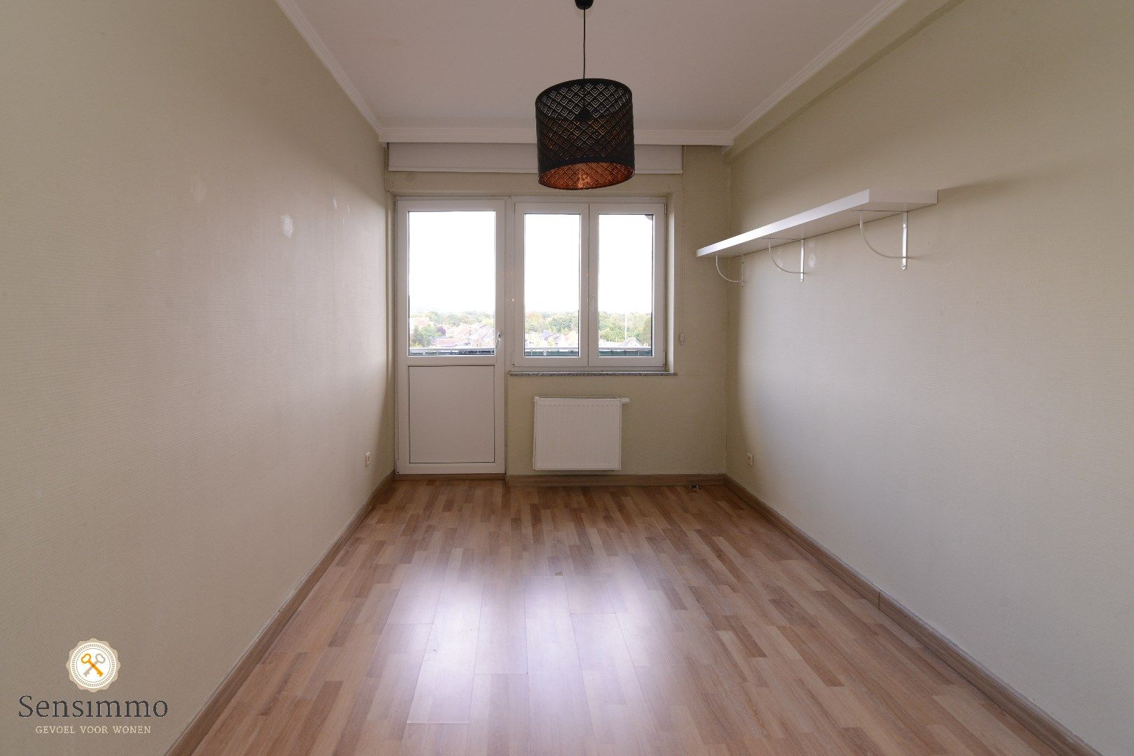 Ruim appartement met 3 slaapkamers te Genk met garagebox foto 13