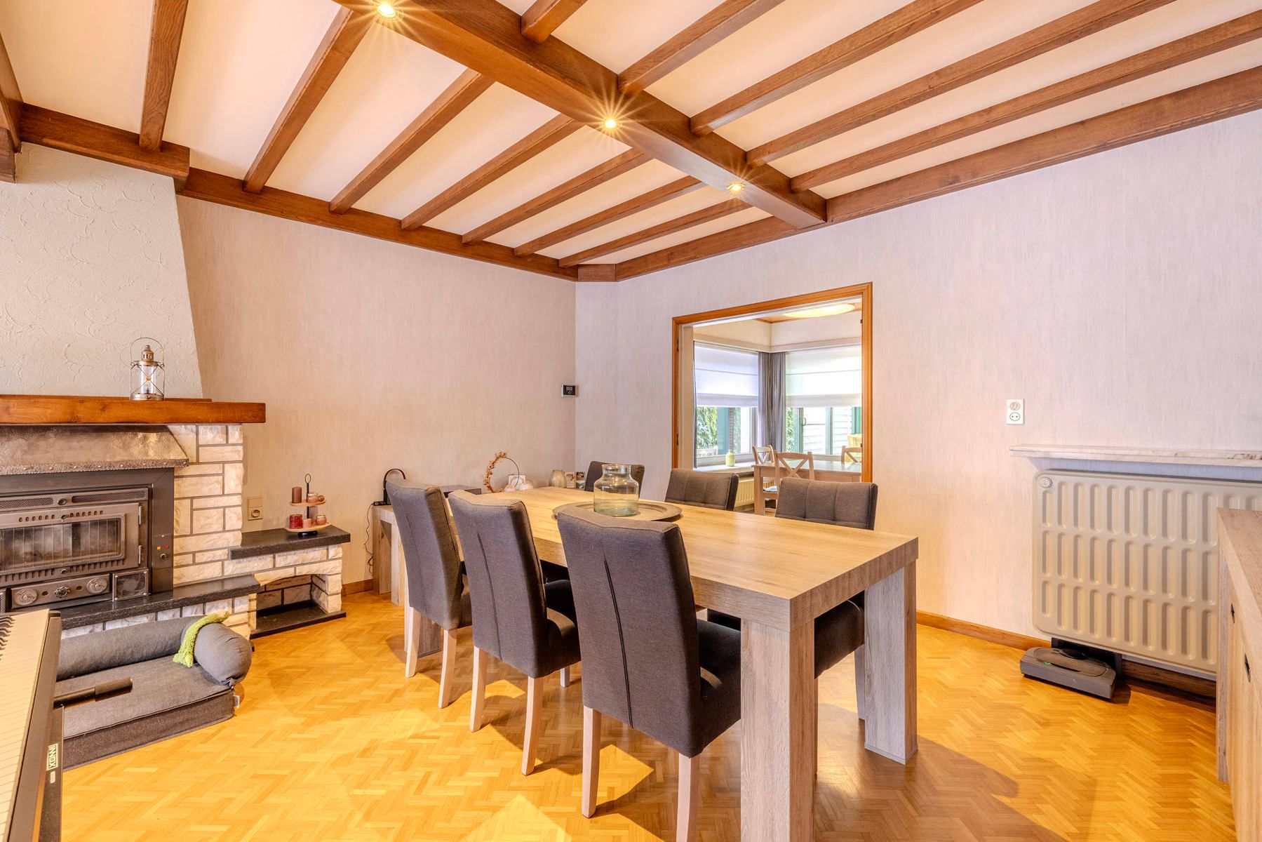 Charmante woning met 3 slpk, garage en tuin foto 8