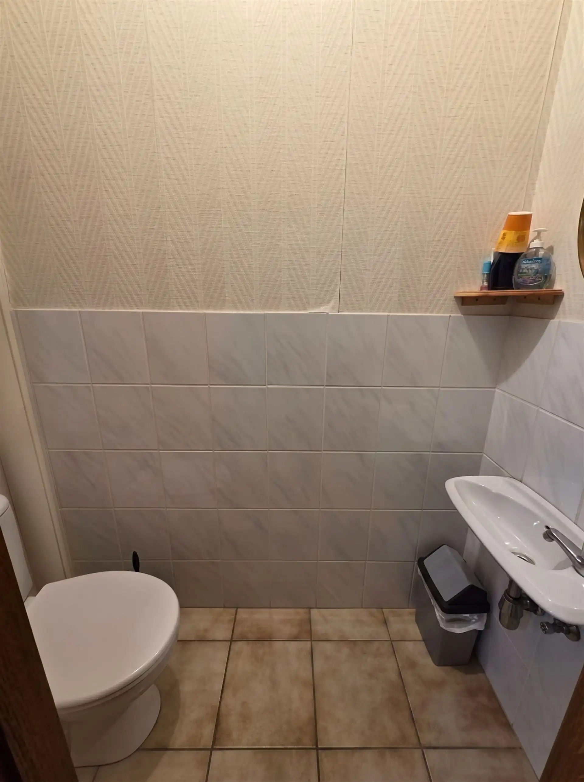 Instapklare gezellige woning met diepe tuin en garage foto 8