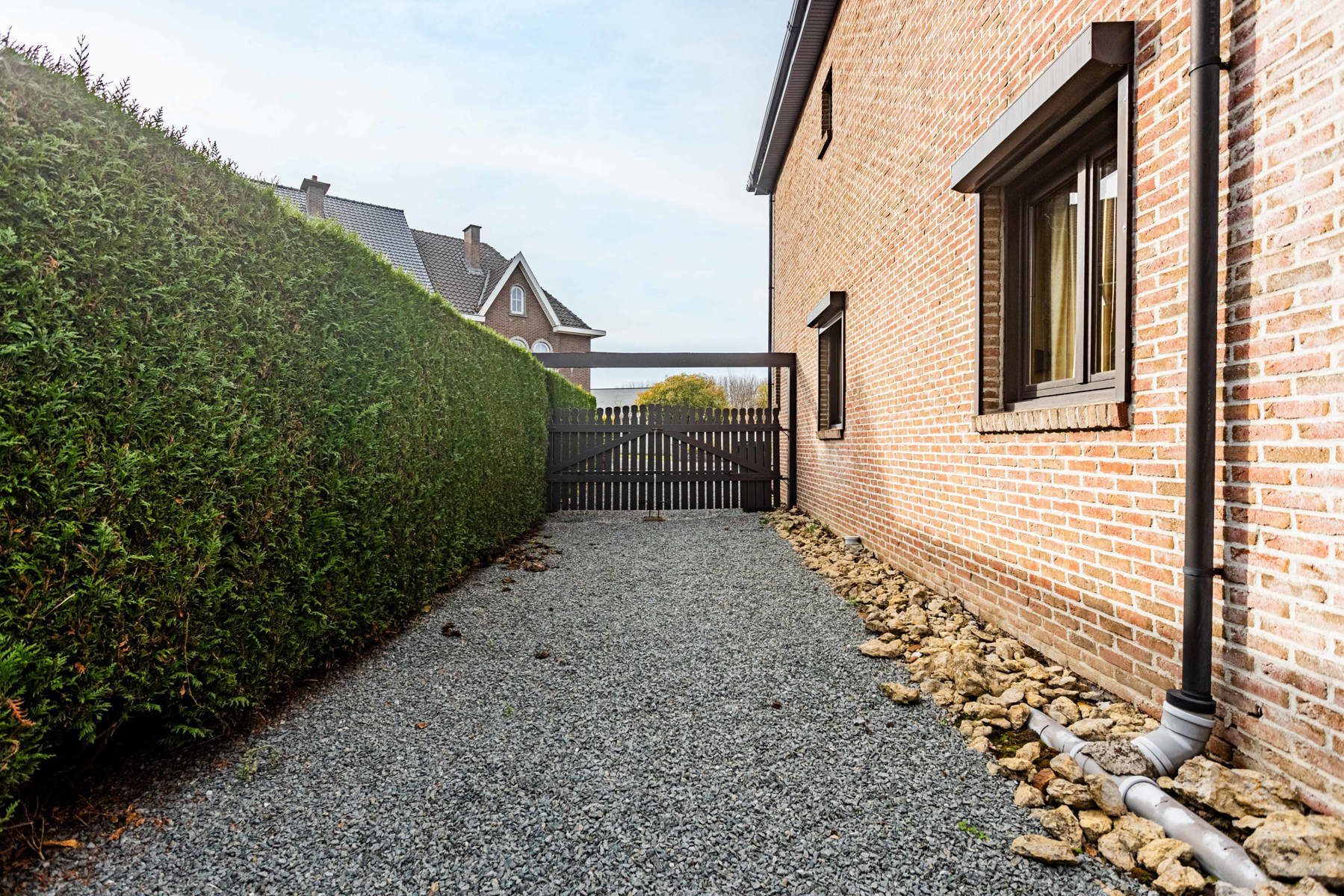 Goed gelegen woning tussen station Haaltert en Ede! foto 4