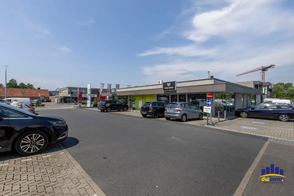 Horecazaak ter overname op toplocatie in Aalter – Ideaal voor take-away, delivery of nieuw horecaconcept foto 11