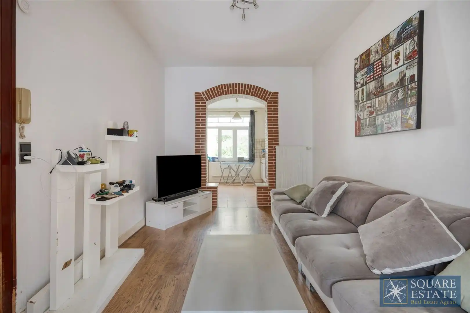 Appartementsgebouw foto 7