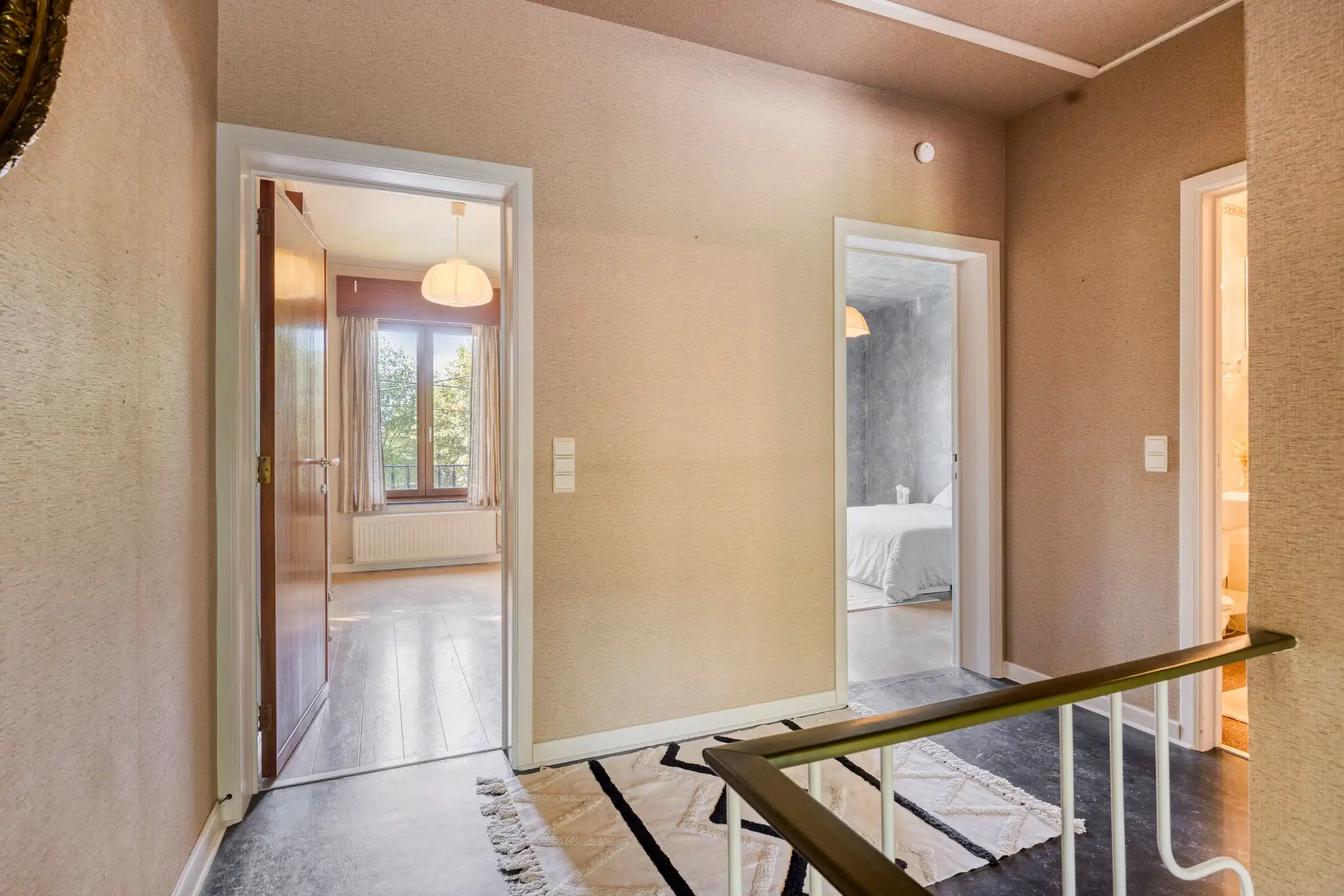 Halfopen woning met ruime garage en uitbreidingspotentieel foto 21