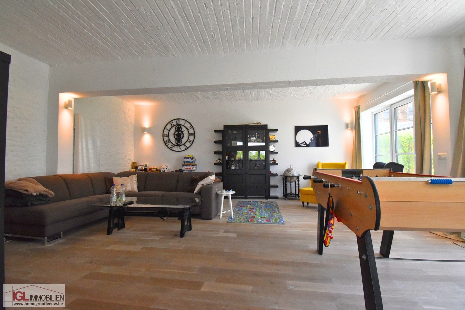 Ruime modern gerenoveerde woning te koop in Huizingen foto 5