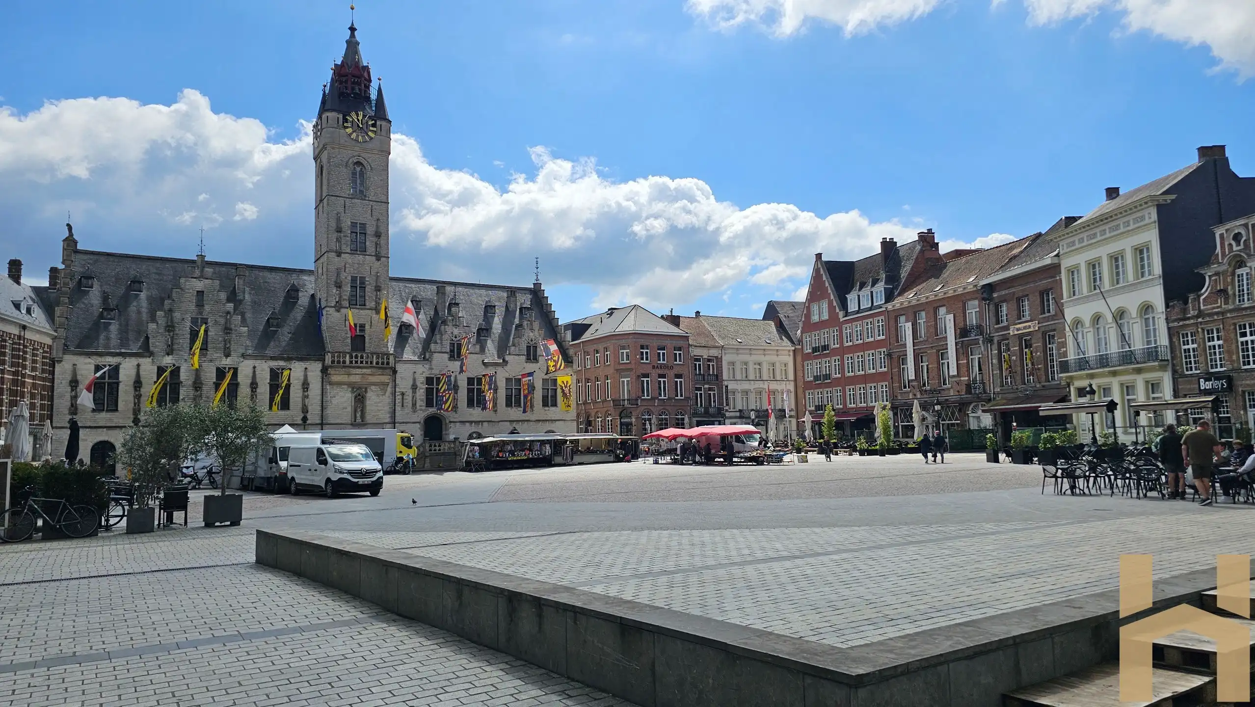 Eigentijdse handelsruimte in het centrum van Dendermonde foto 11