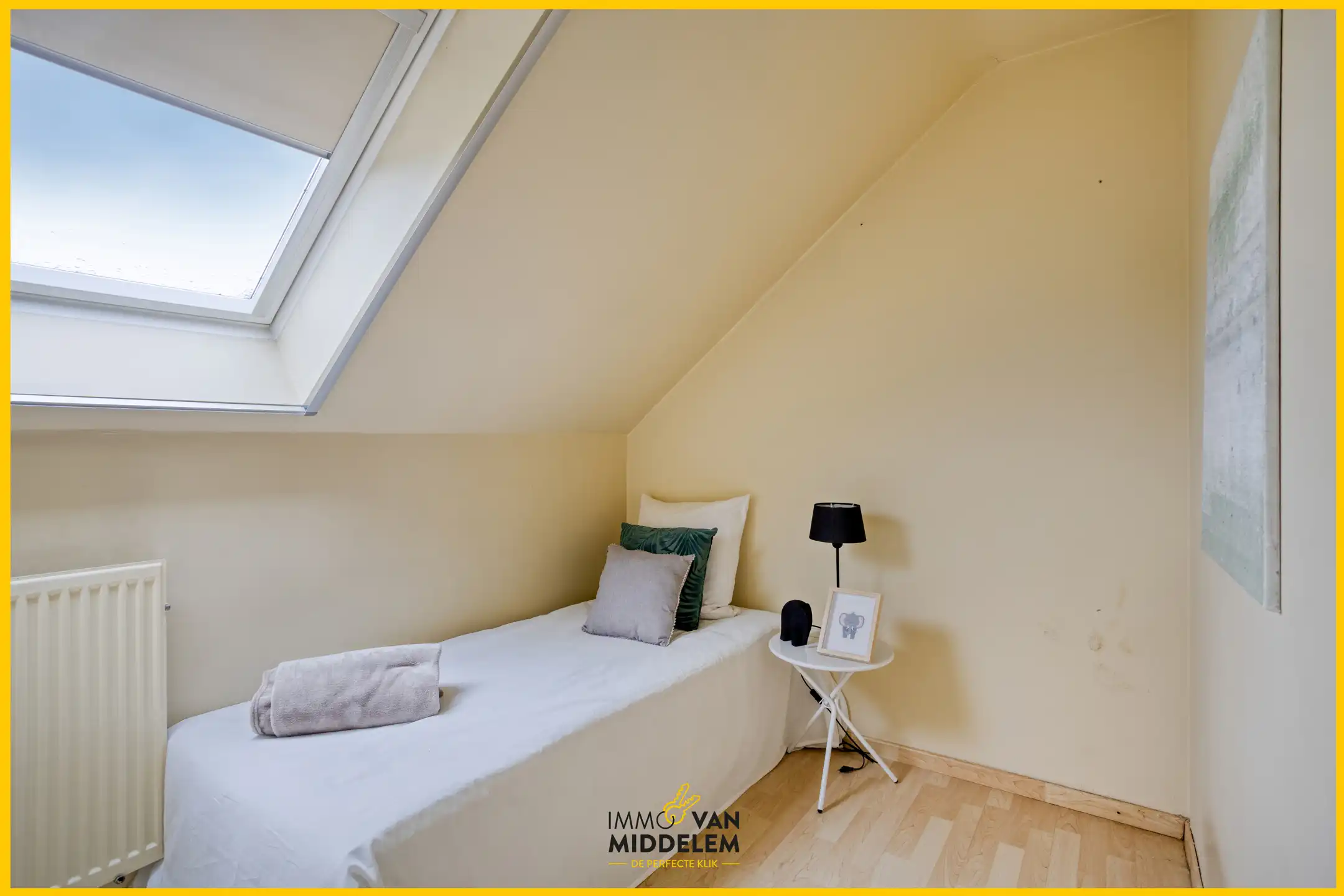 INSTAPKLAAR DUPLEX APPARTEMENT IN HET CENTRUM VAN TERNAT foto 19