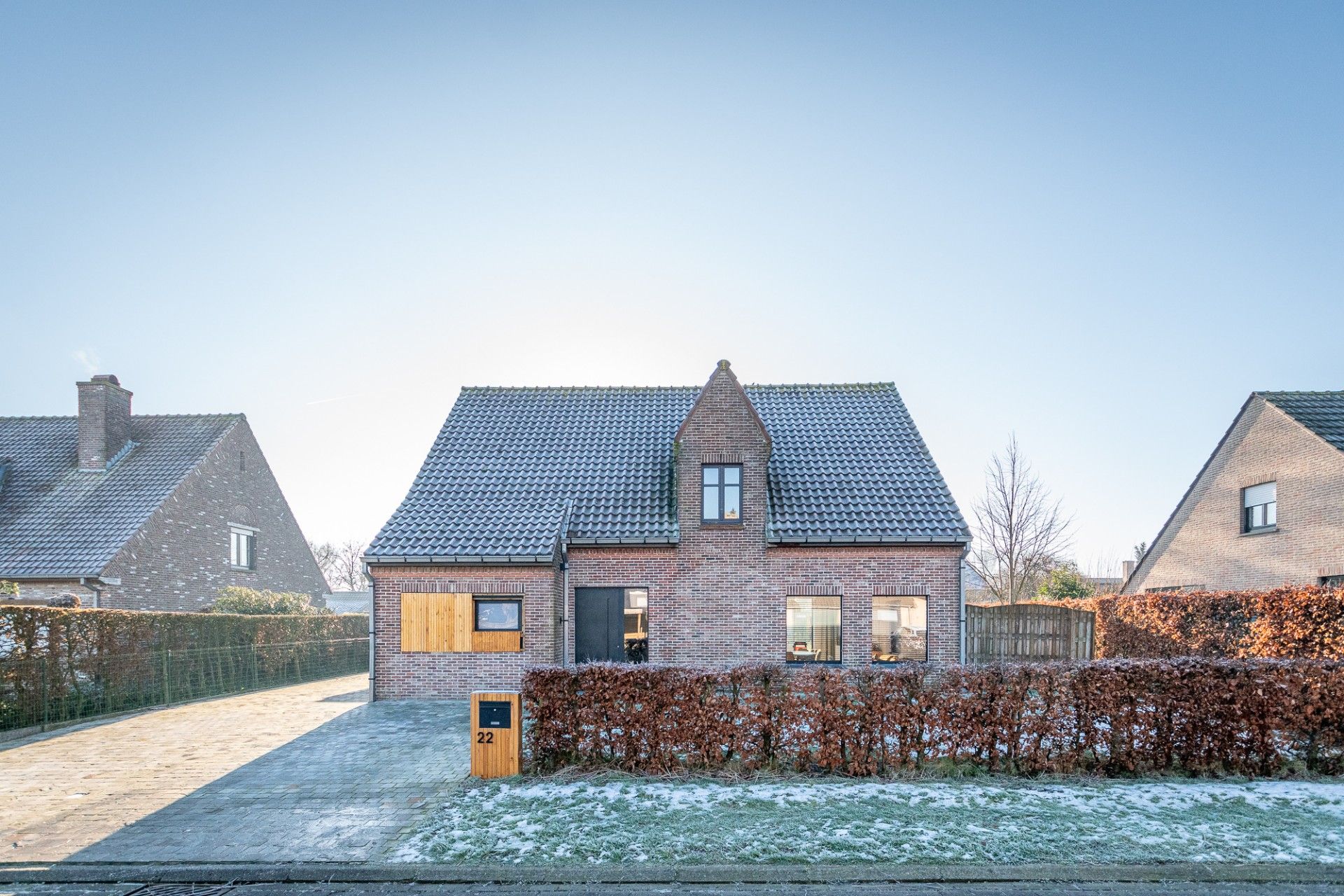 Vrijstaande, gerenoveerde woning op een perceel van 802 m2. foto 31