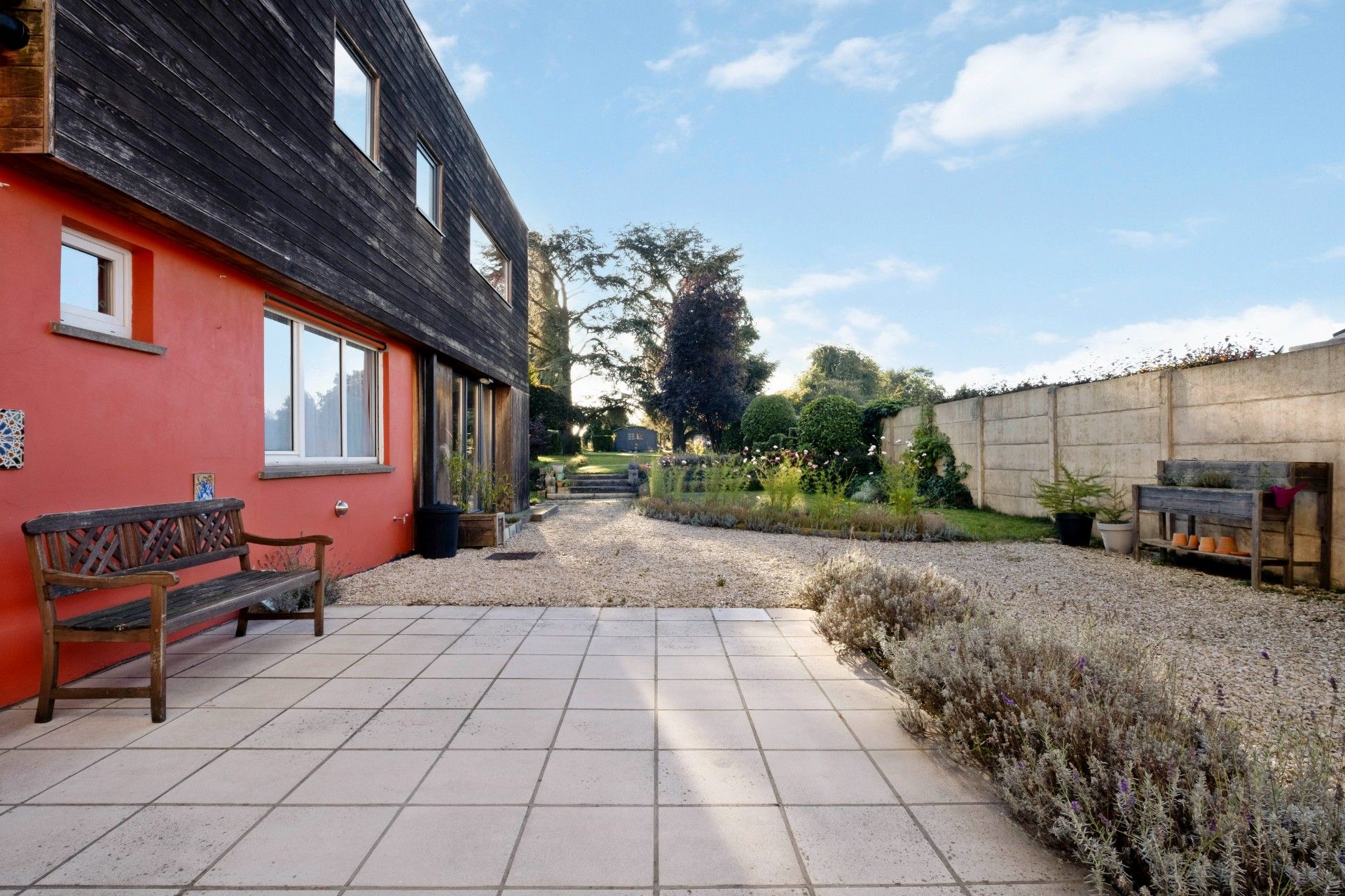 Karaktervolle burgerwoning met idyllische tuin te Pottes! foto 7