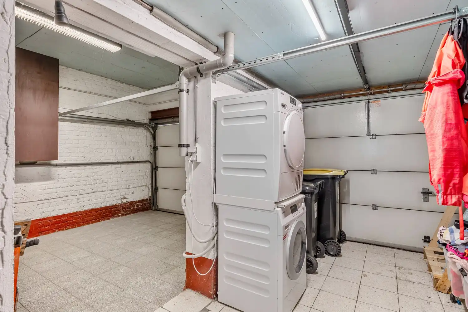Ruime en lichtrijke woning met 4 slaapkamers, 2 garages, een kelder en een tuin te Oud-Heverlee! foto 16