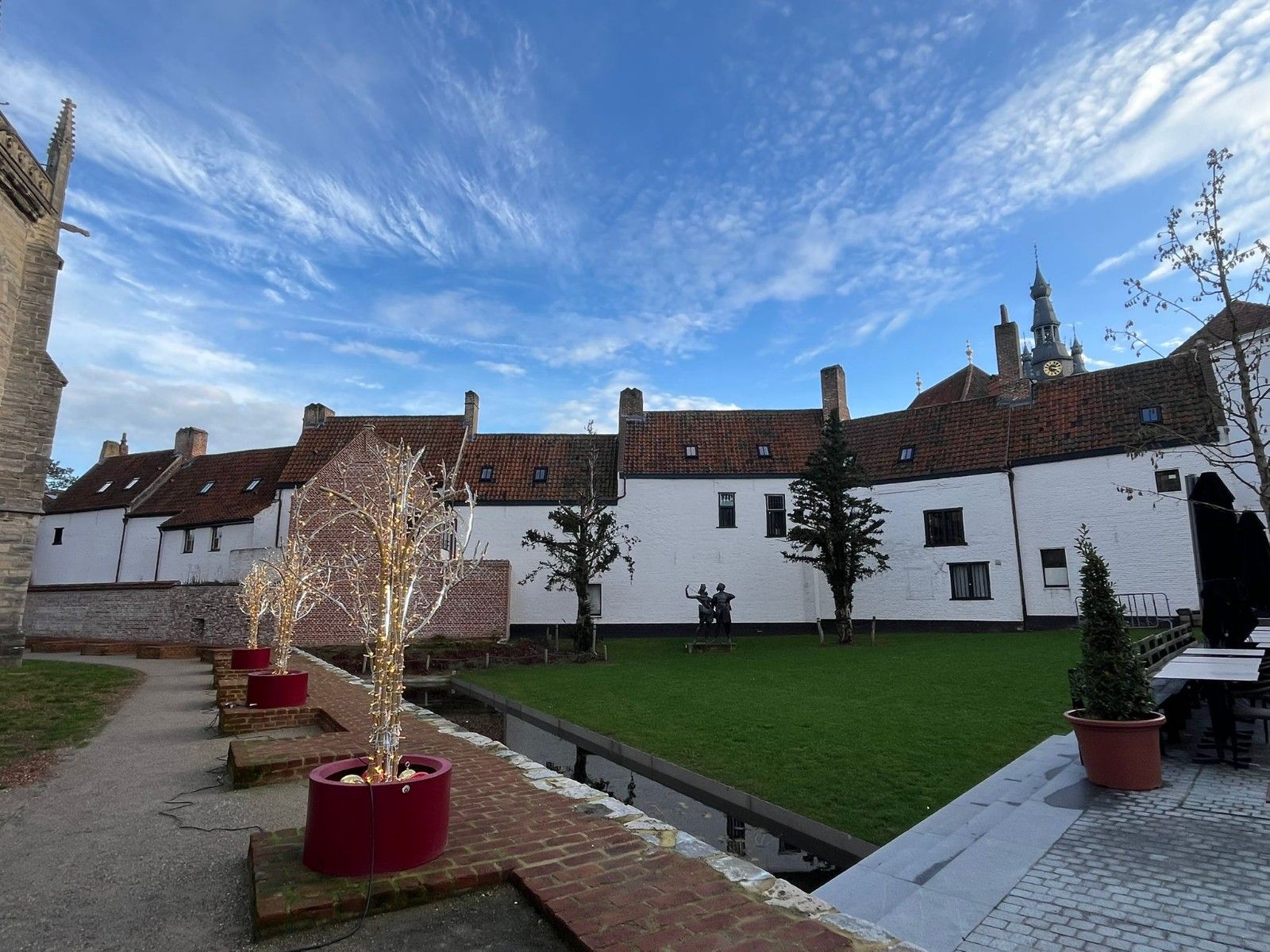 INSTAPKLAAR APPARTEMENT TE KOOP - CENTRUM KORTRIJK foto 35