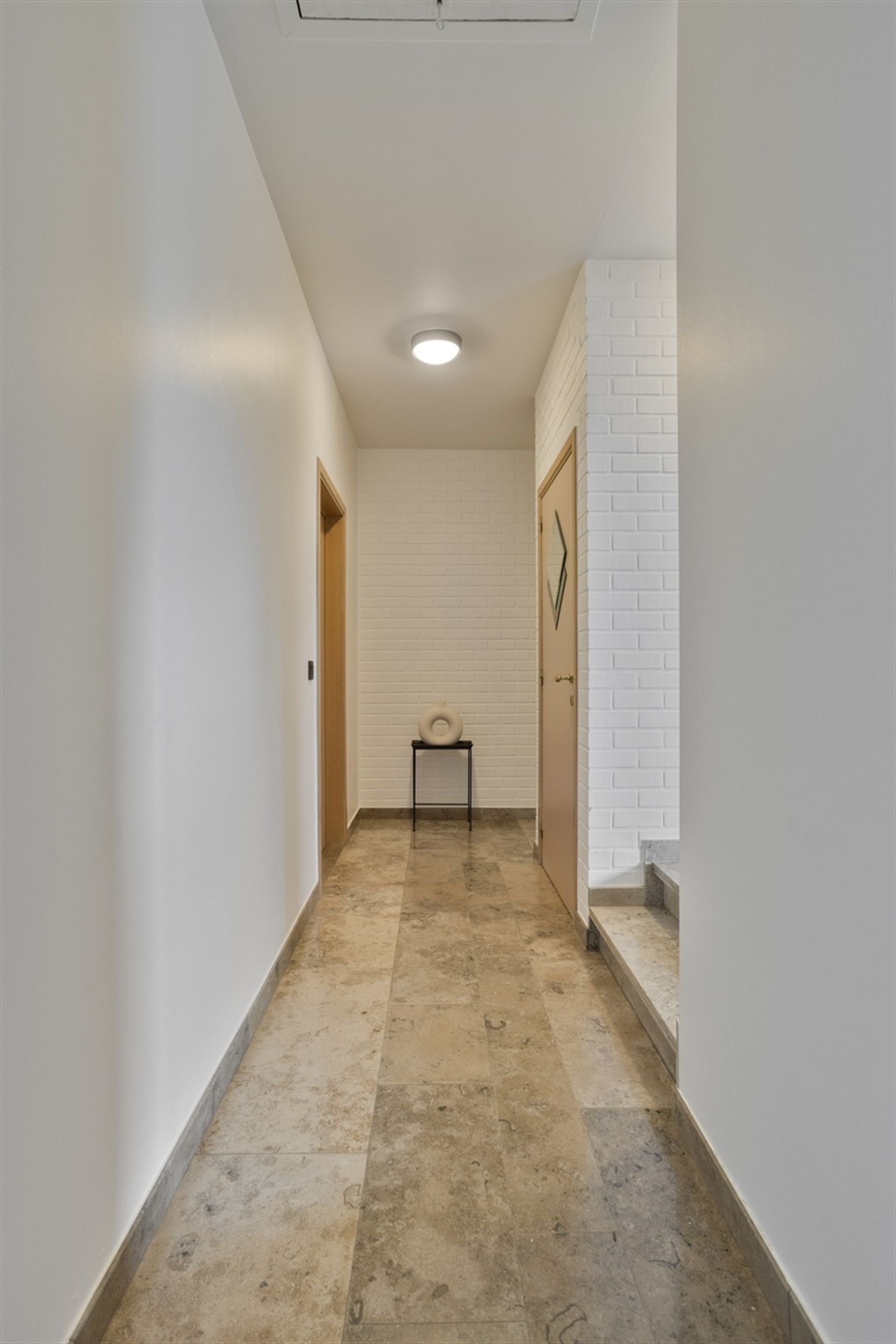 Riante Woning met 4 Slaapkamers foto 15