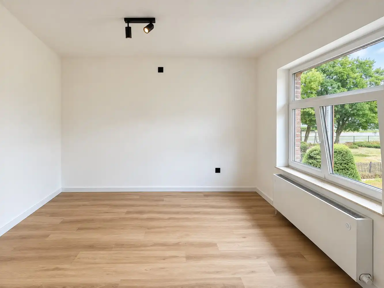 Instapklaar modern gerenoveerd appartement foto 4