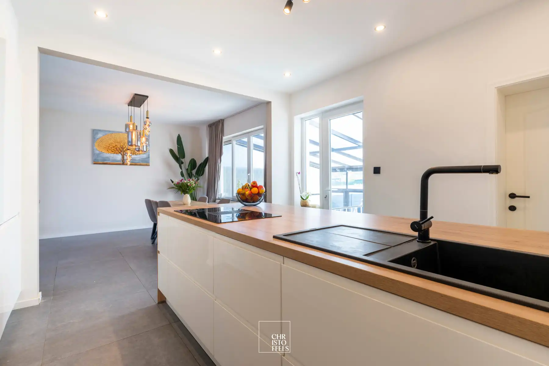 Instapklare energiezuinige woning in rustige omgeving te Lanaken! foto 6