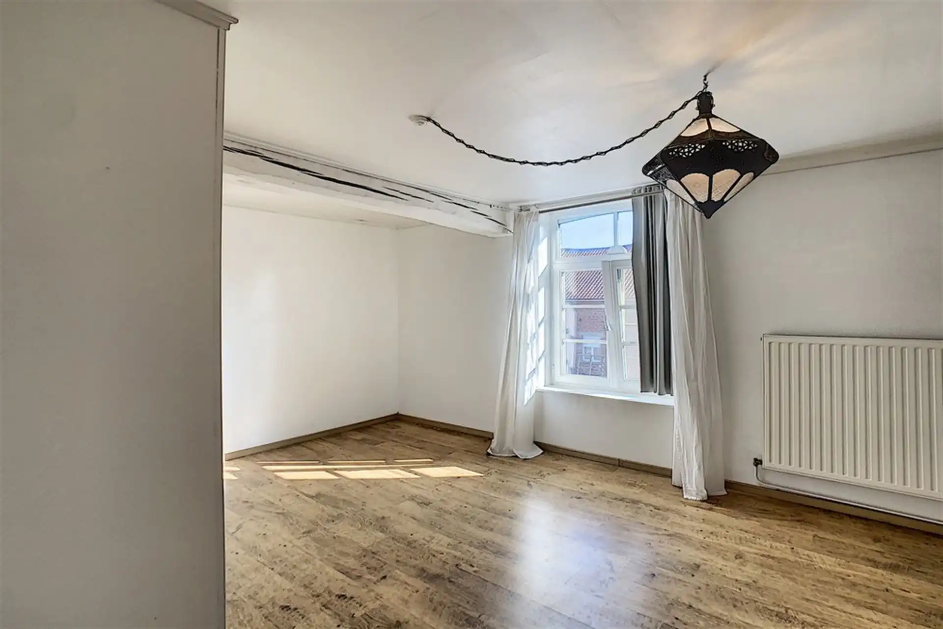 Karaktervolle woning met leuk terras en garagebox foto 11